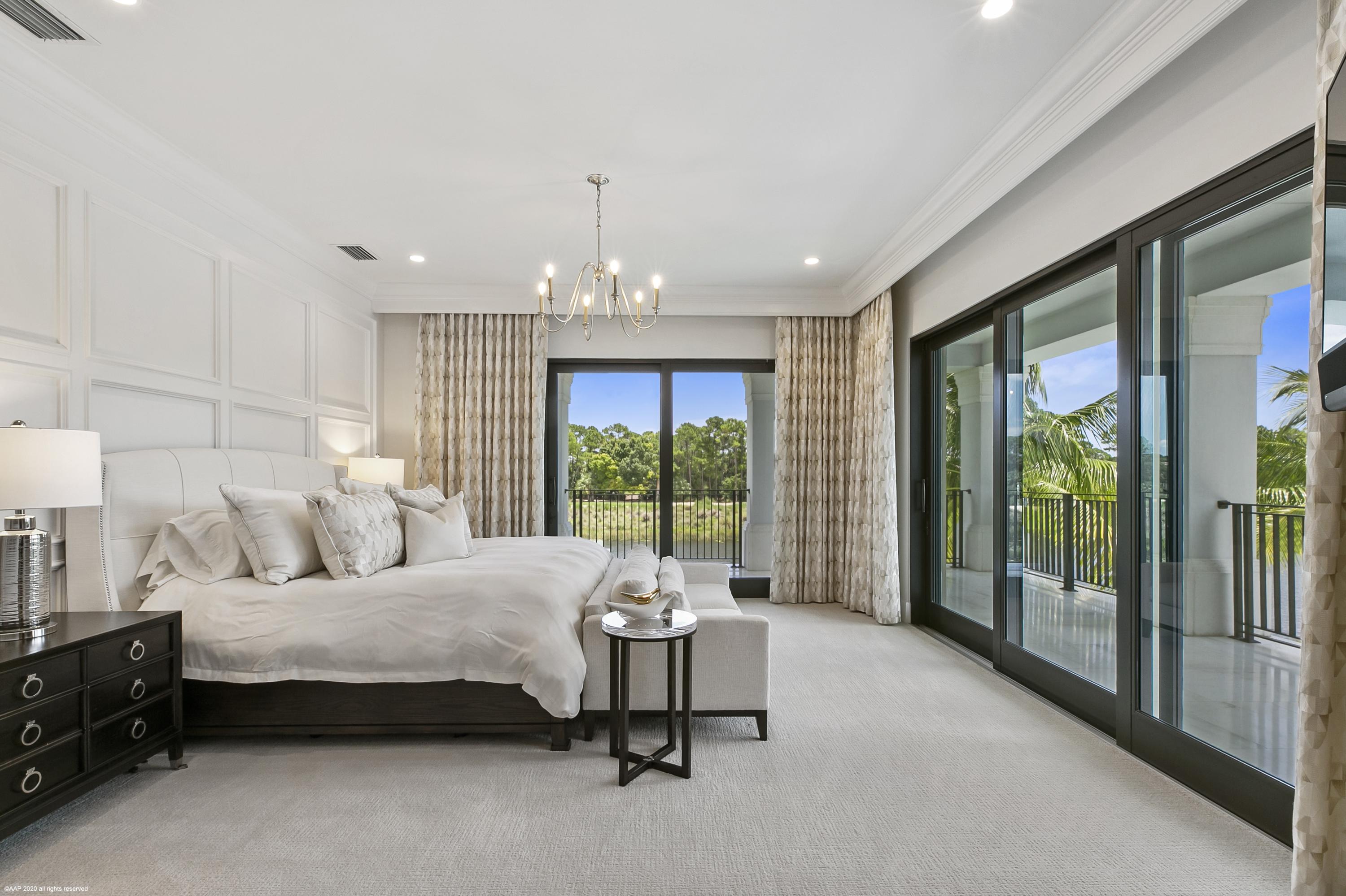 OLD PALM - Residential