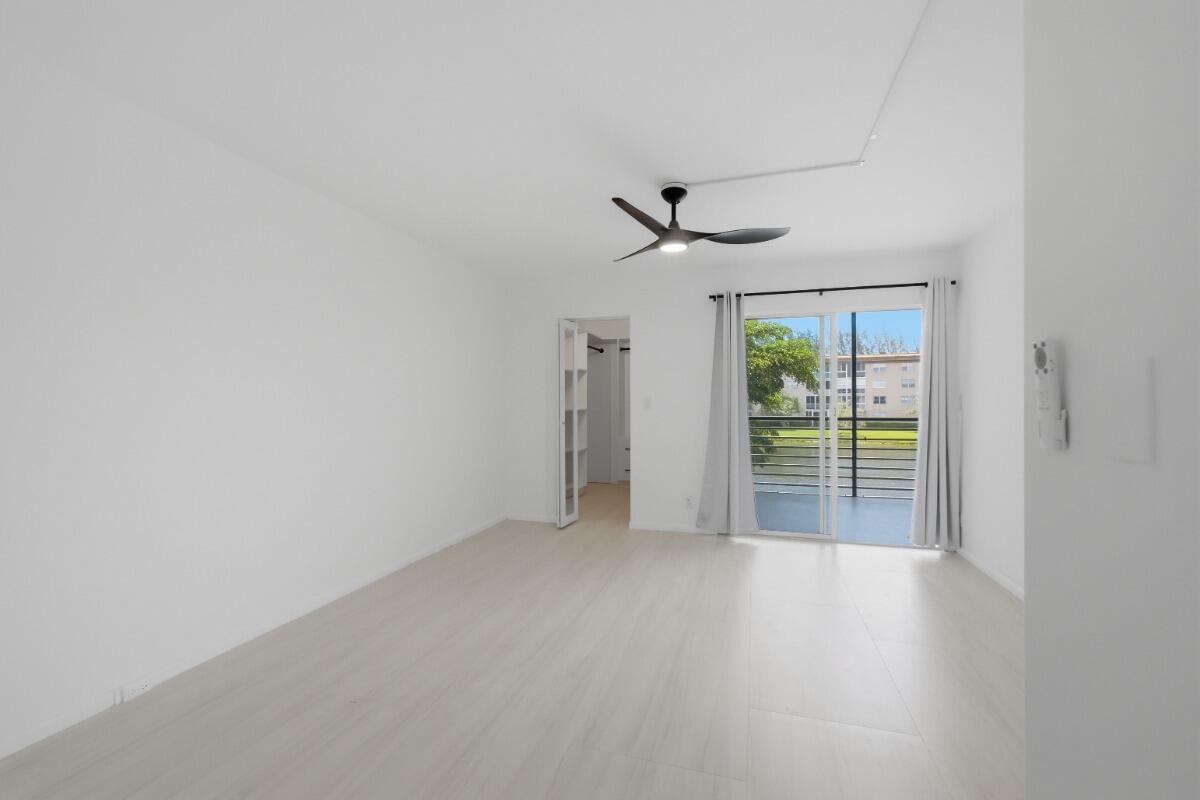 ELEUTHERA VILLAGE E CONDO - Residential