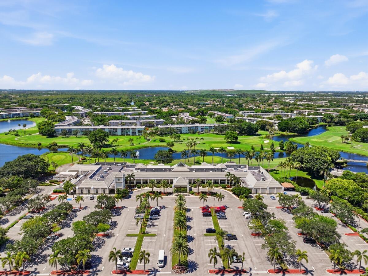 ELEUTHERA VILLAGE E CONDO - Residential