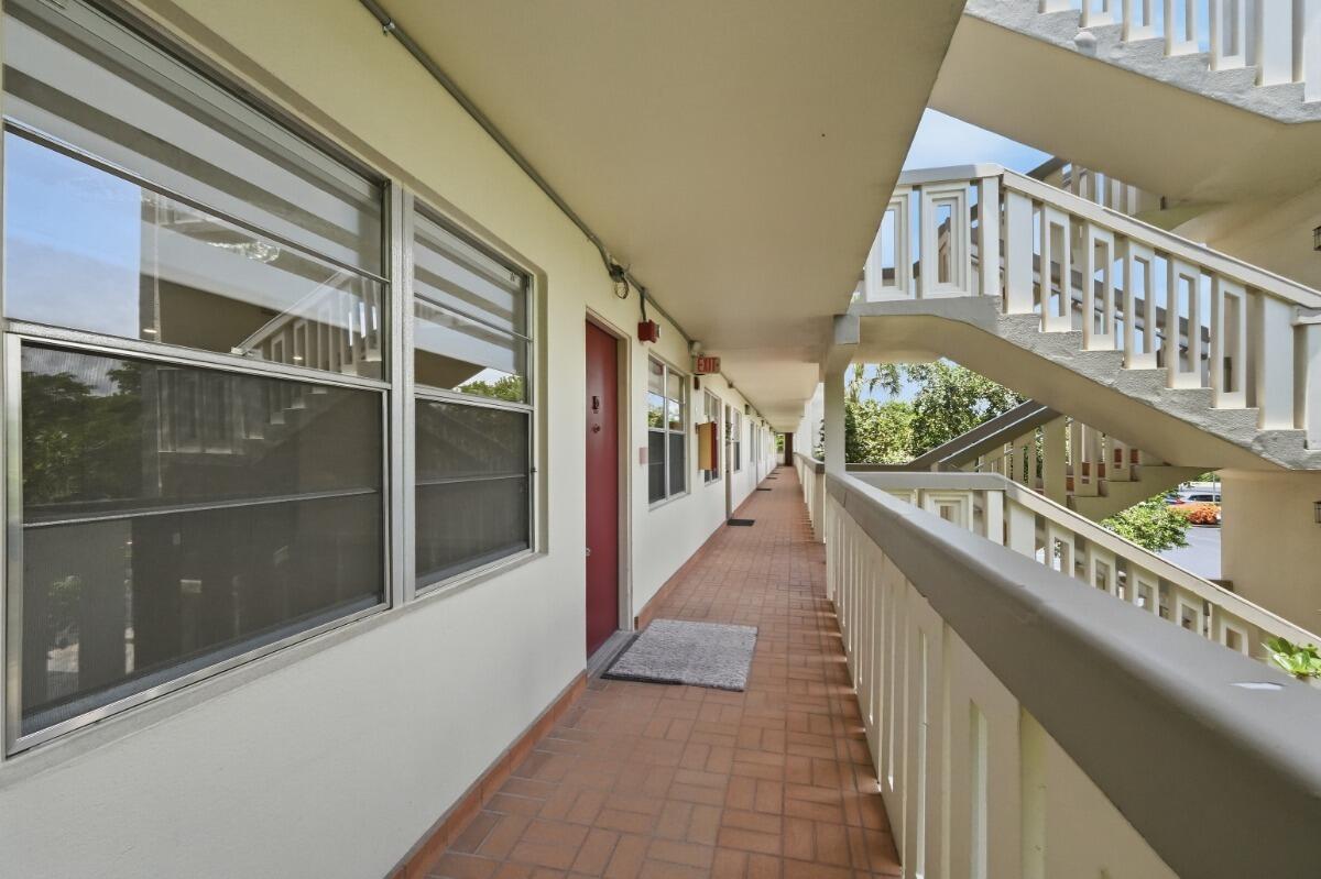 ELEUTHERA VILLAGE E CONDO - Residential