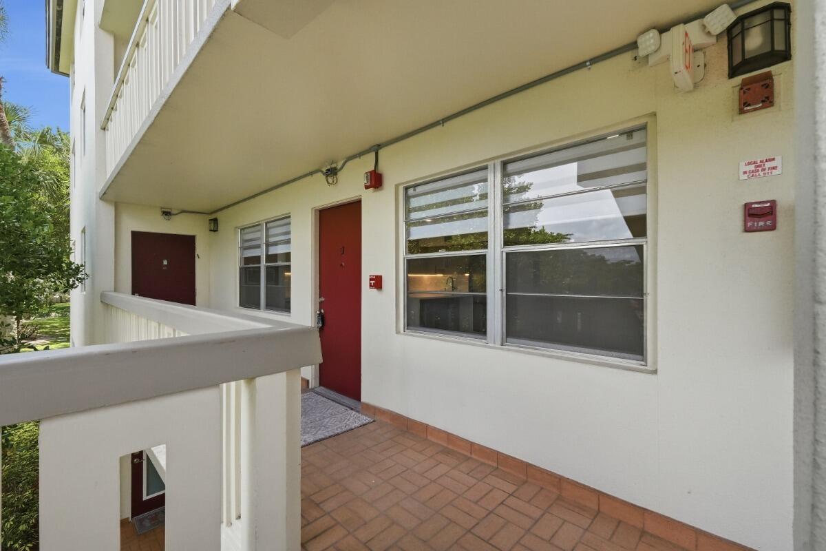 ELEUTHERA VILLAGE E CONDO - Residential