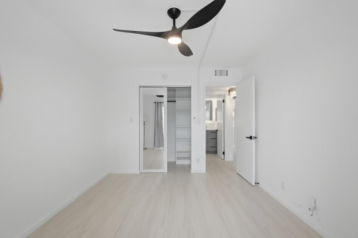 ELEUTHERA VILLAGE E CONDO - Residential