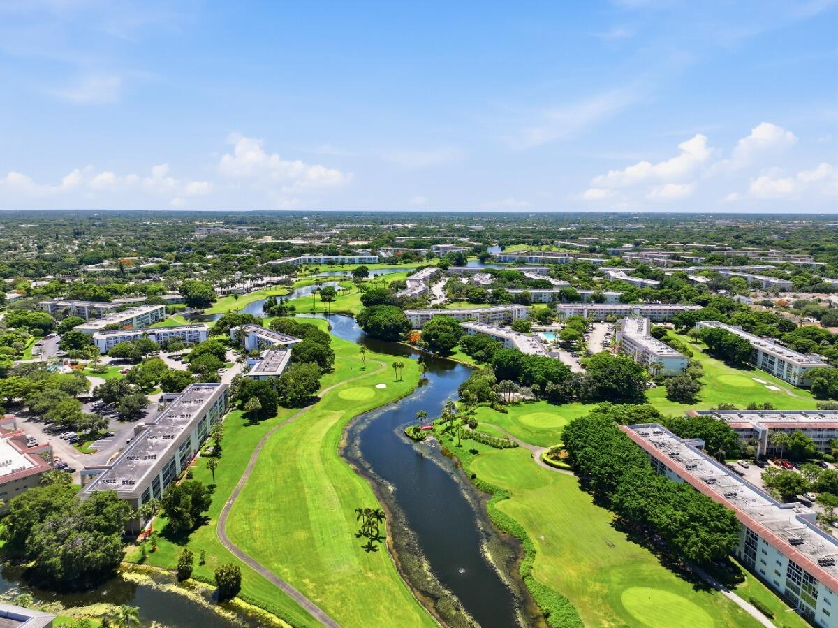 ELEUTHERA VILLAGE E CONDO - Residential