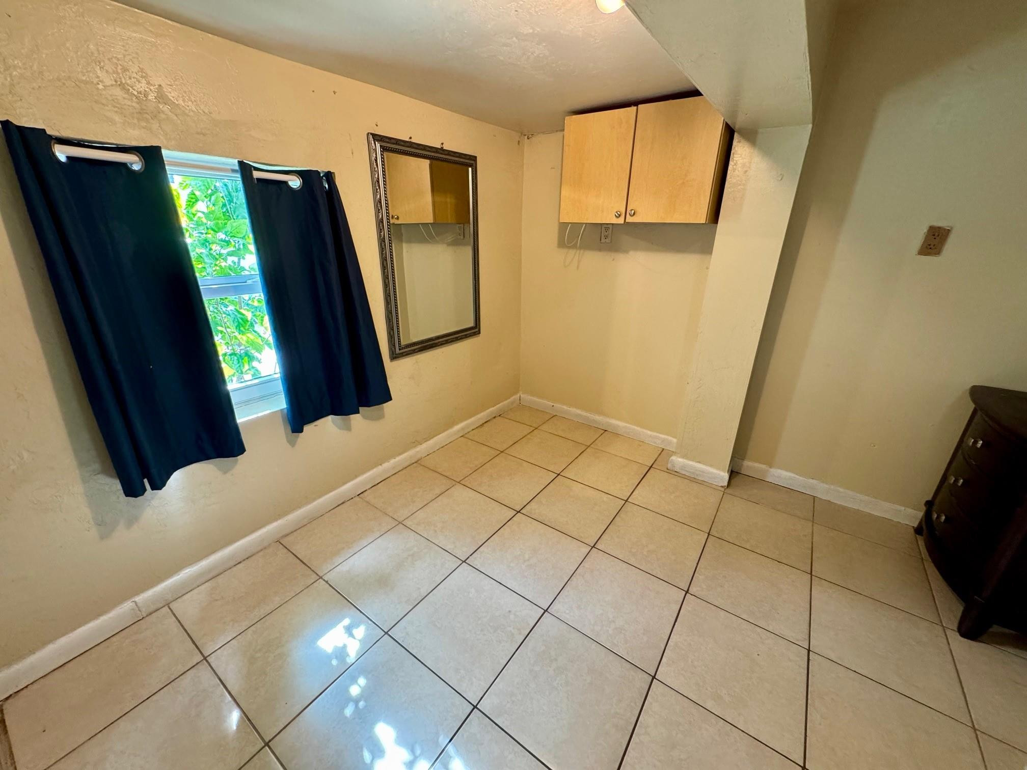 Falcon Sub One 54-47 B - Residential Lease