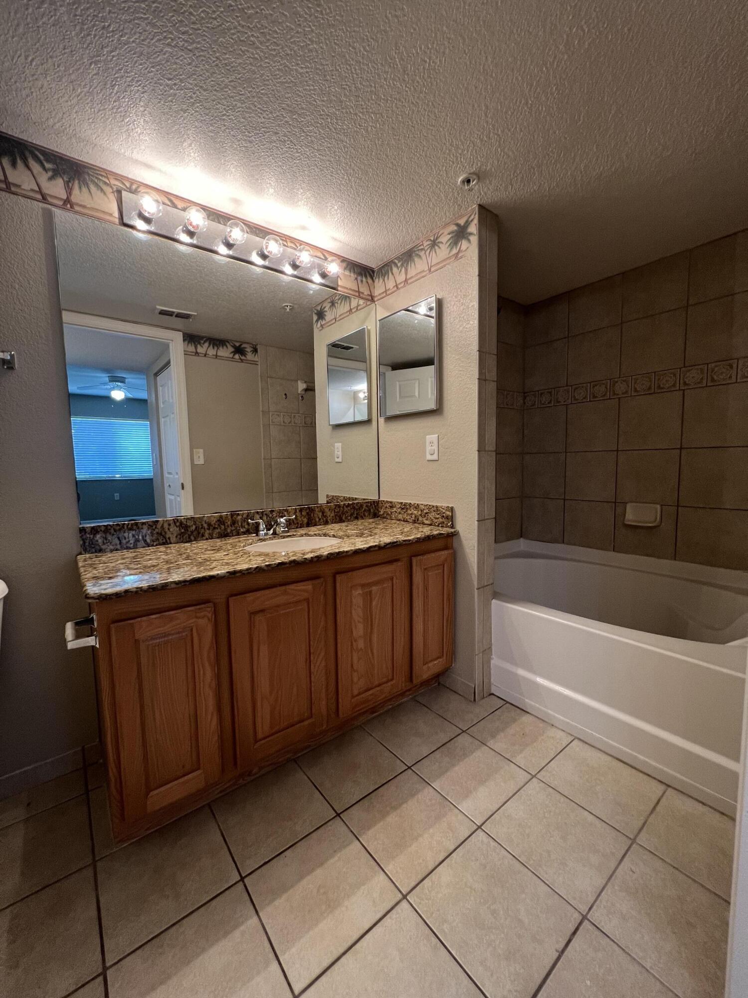 THE CLUB AT ST LUCIE WEST, A CONDOMINIUM - Residential