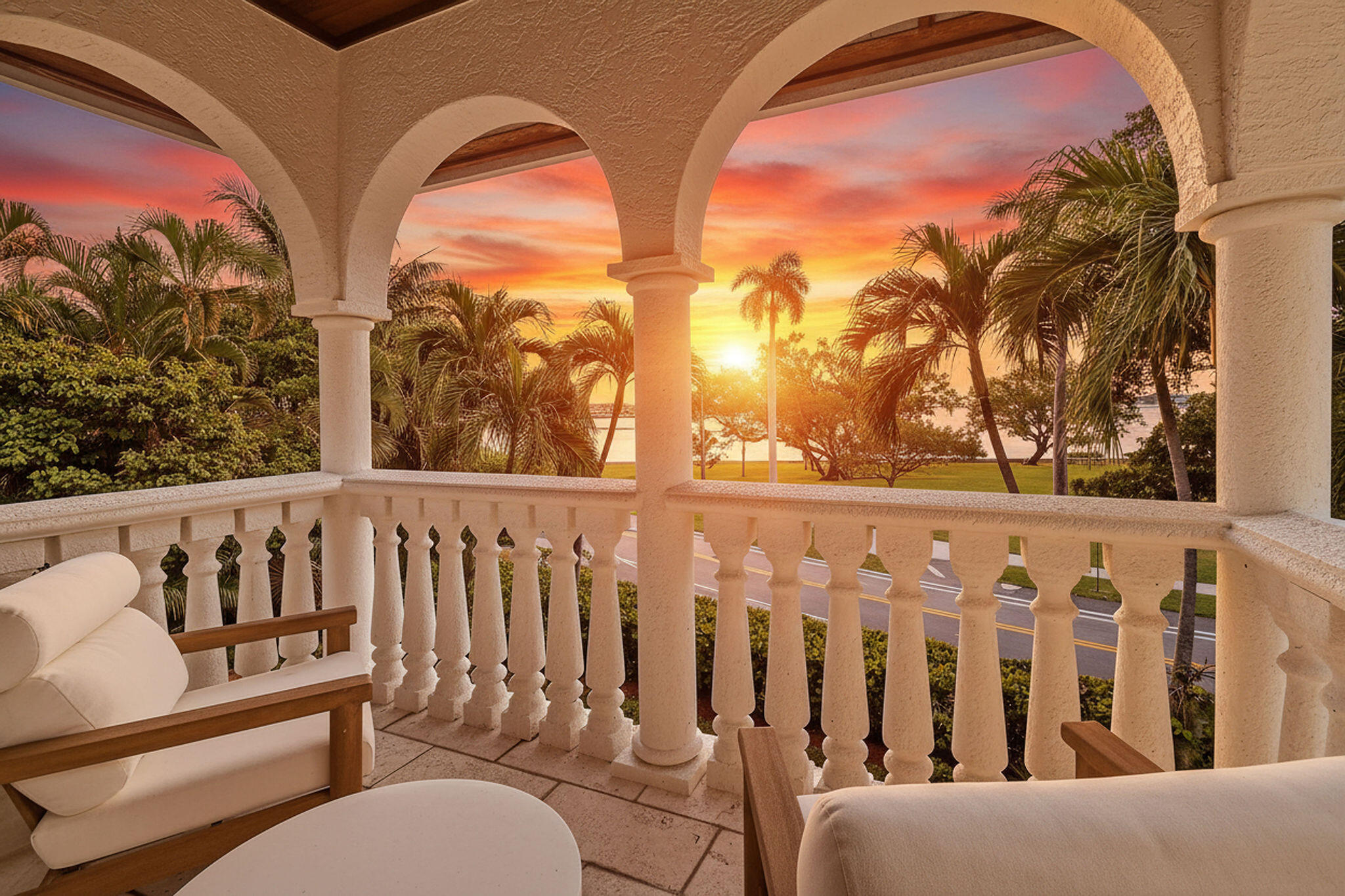 EL CID COURT - Residential
