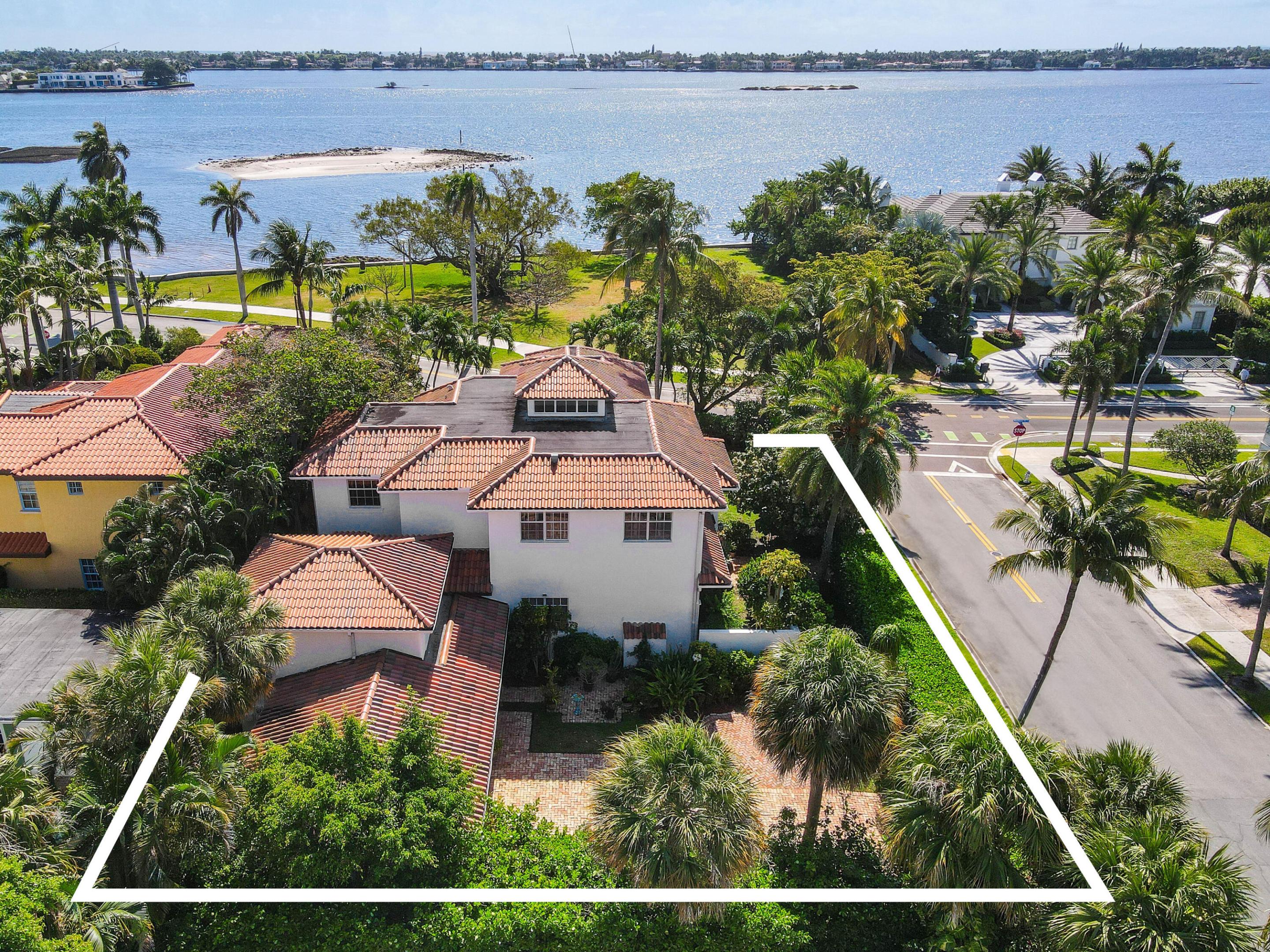 EL CID COURT - Residential