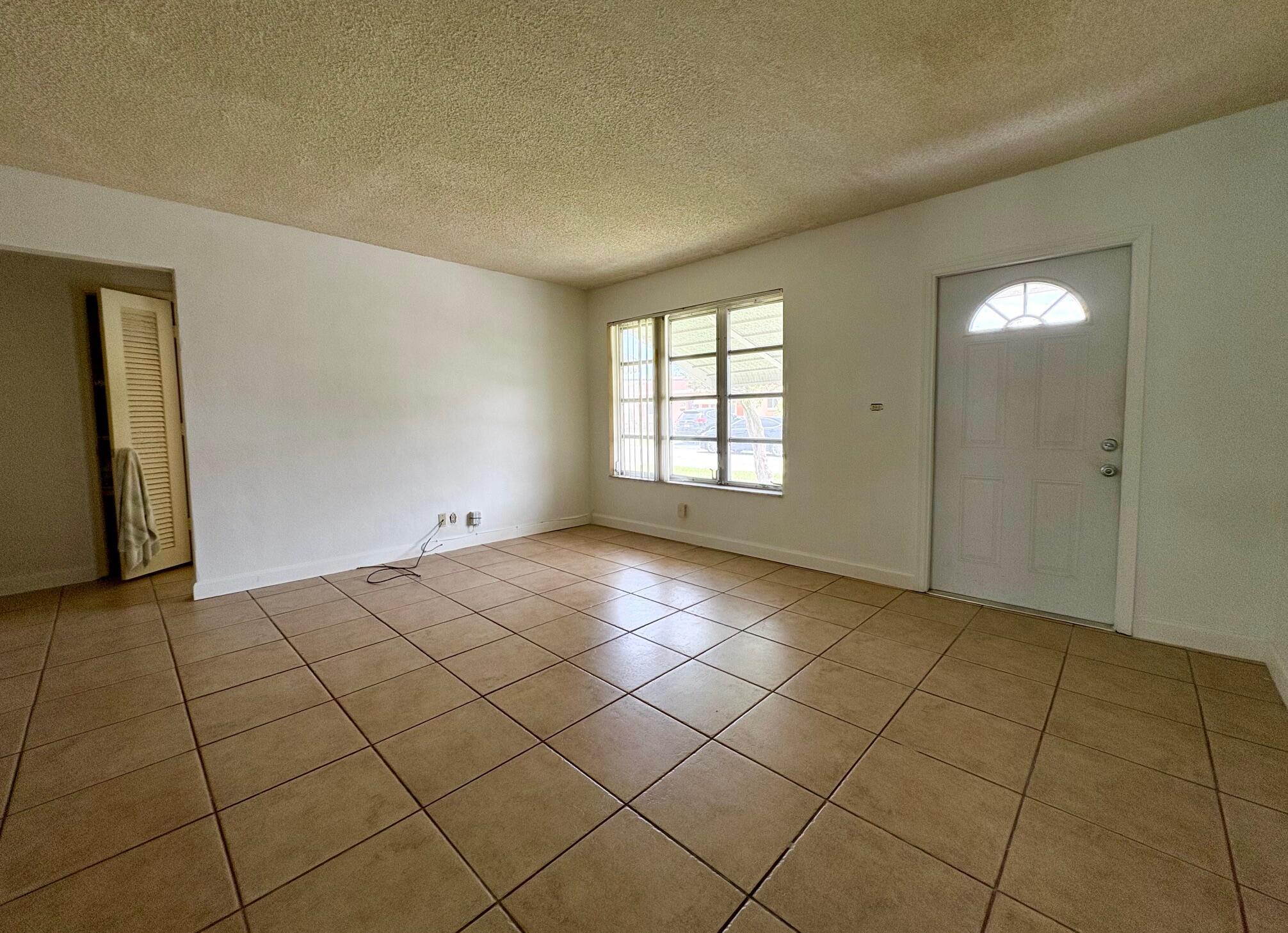 MAINLANDS OF TAMARAC LAKES - Residential