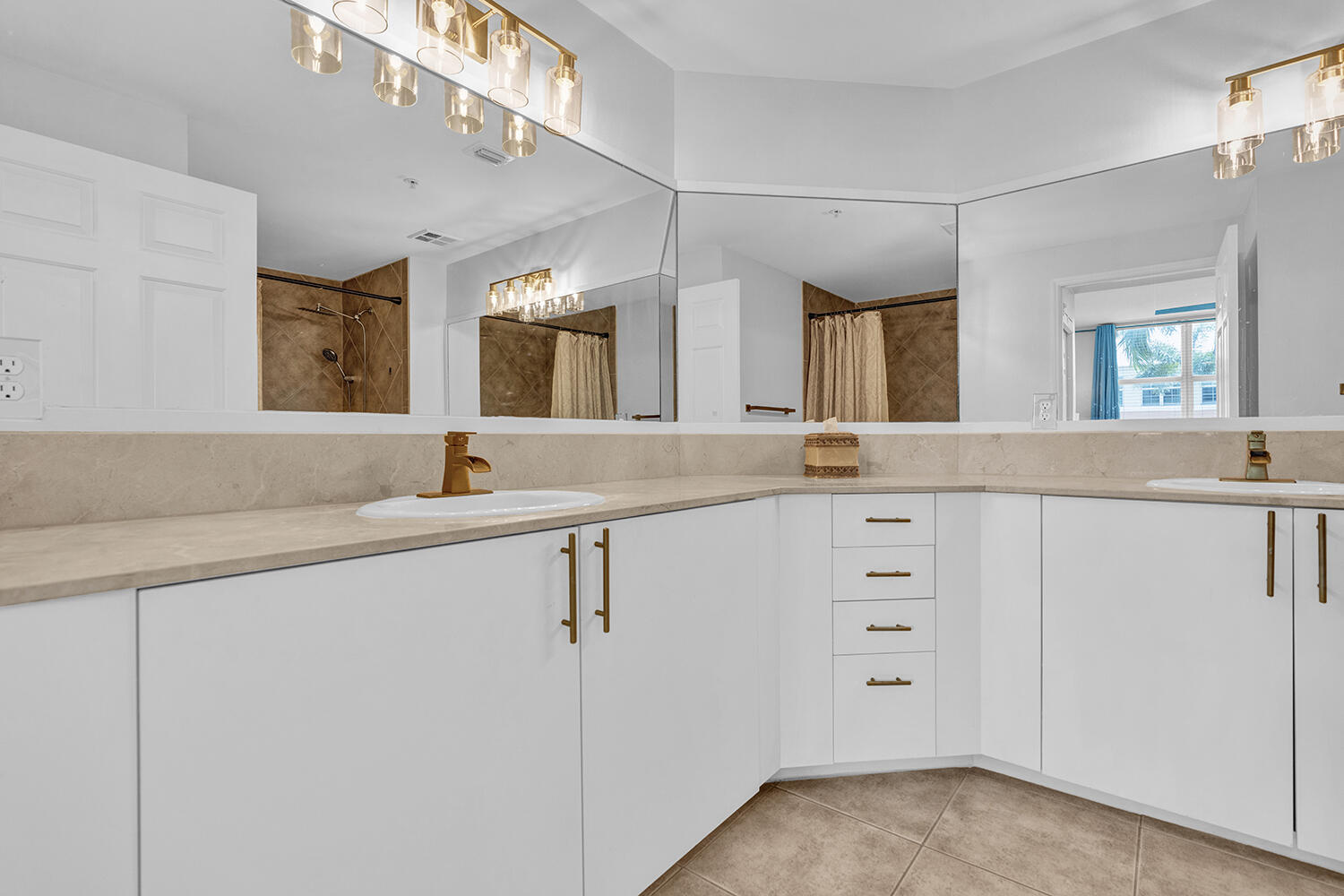 Moorings - Residential Lease