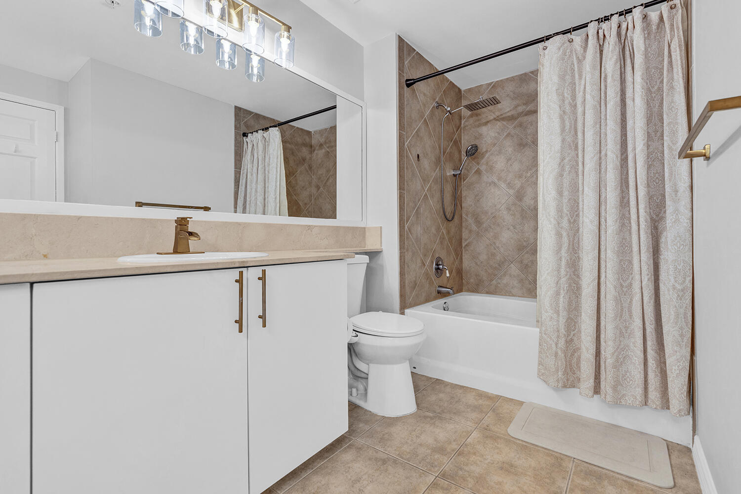 Moorings - Residential Lease