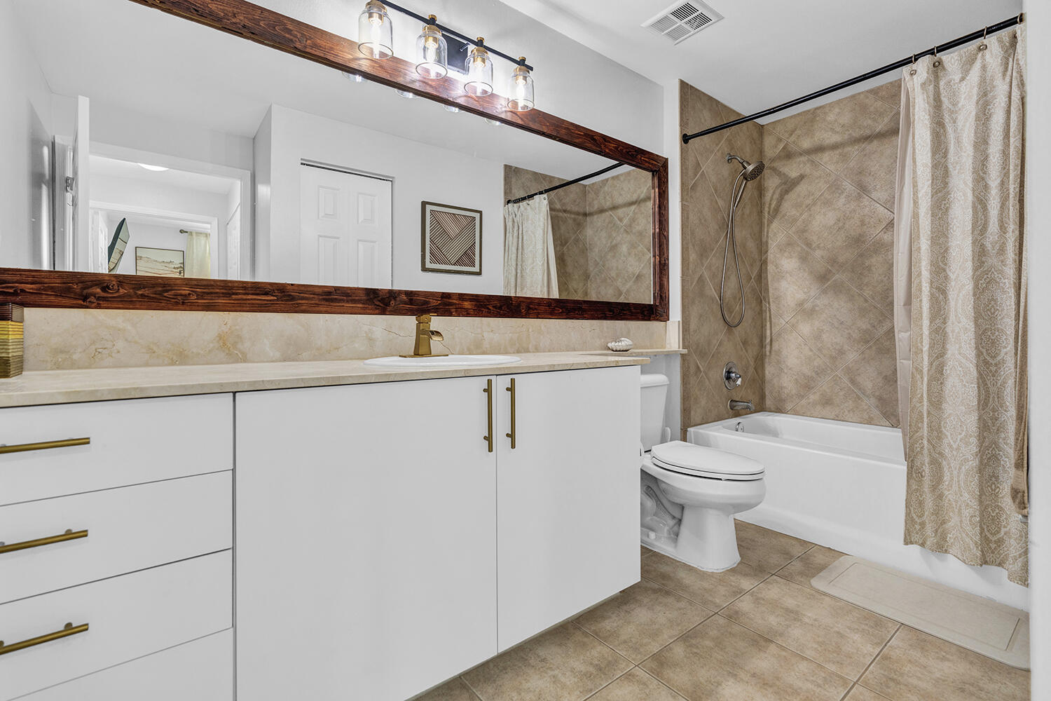 Moorings - Residential Lease
