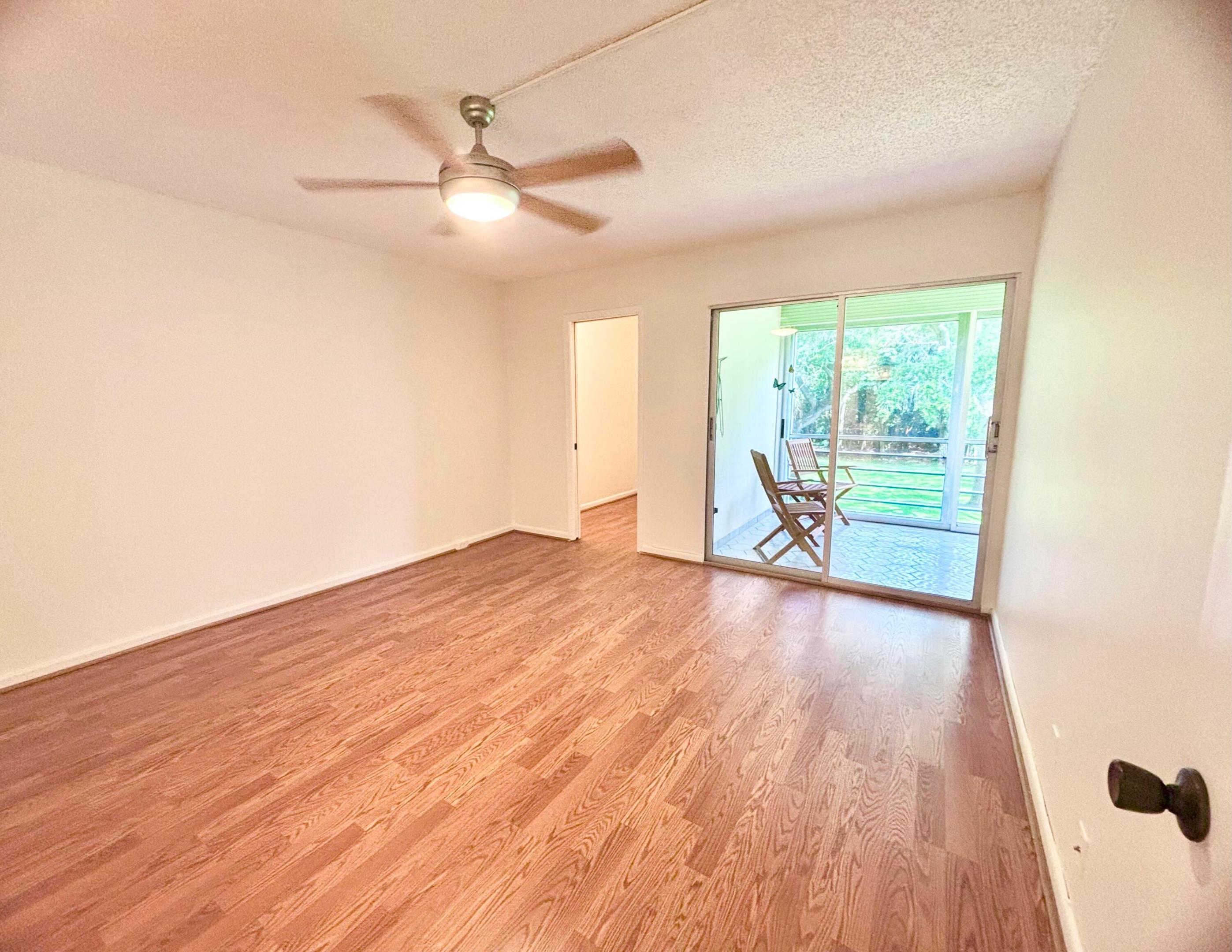 OAKRIDGE F CONDO - Residential