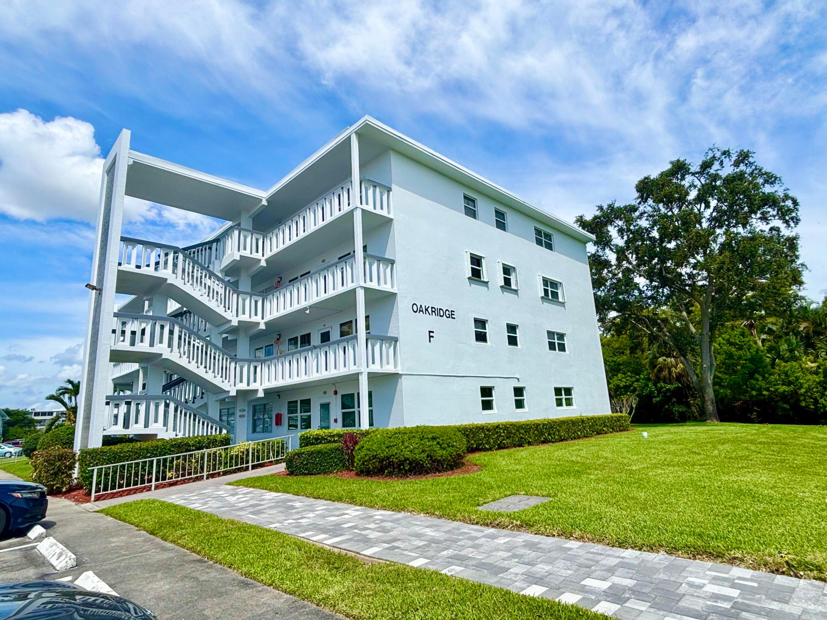 OAKRIDGE F CONDO - Residential