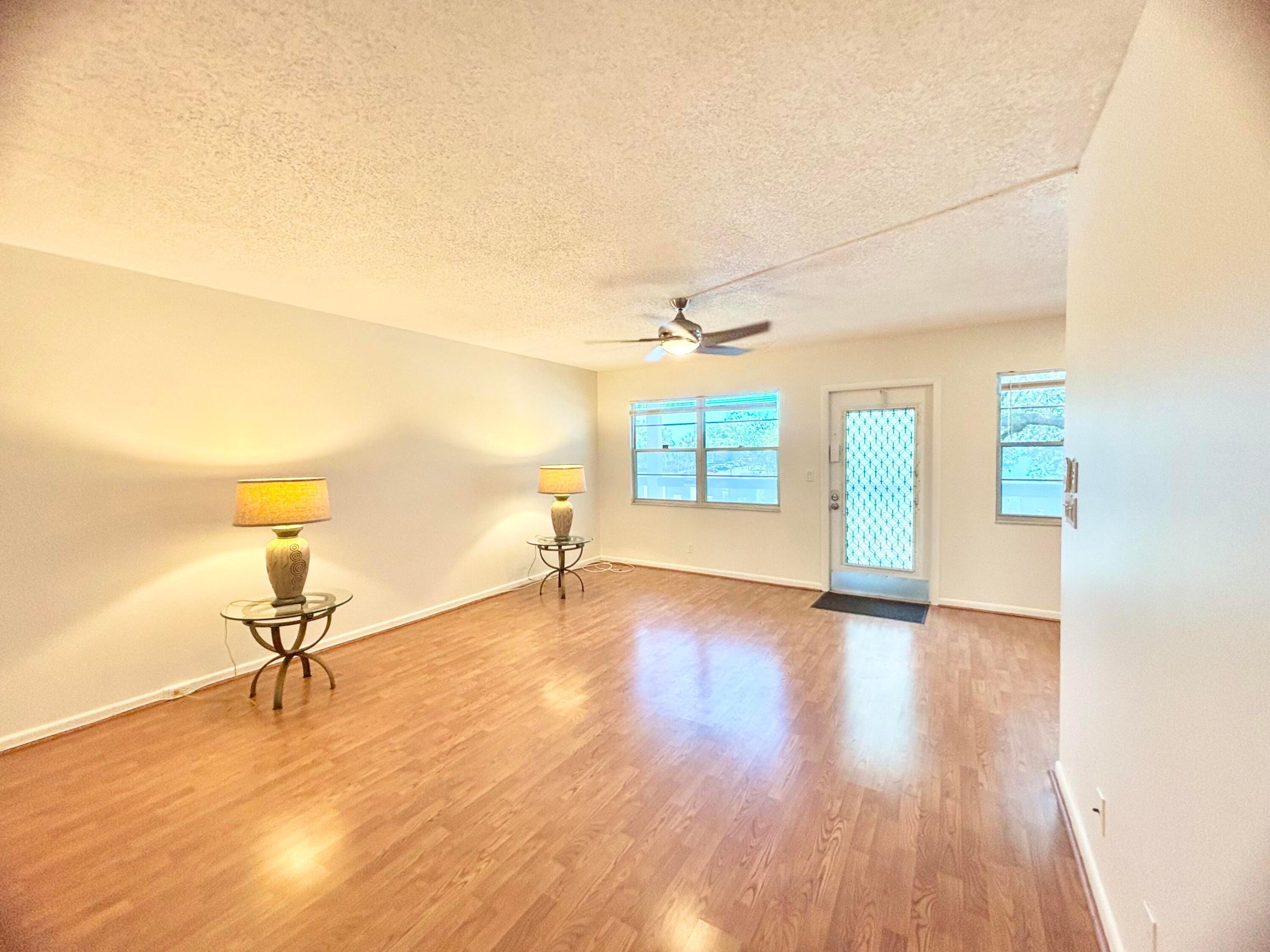 OAKRIDGE F CONDO - Residential
