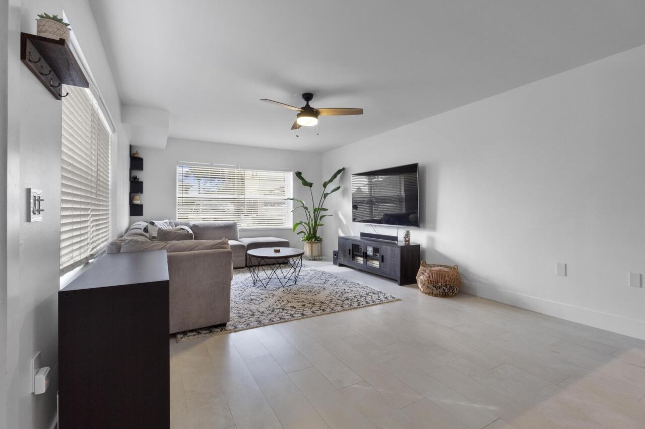 STAMFORD AT ROYAL PALM BEACH - Residential