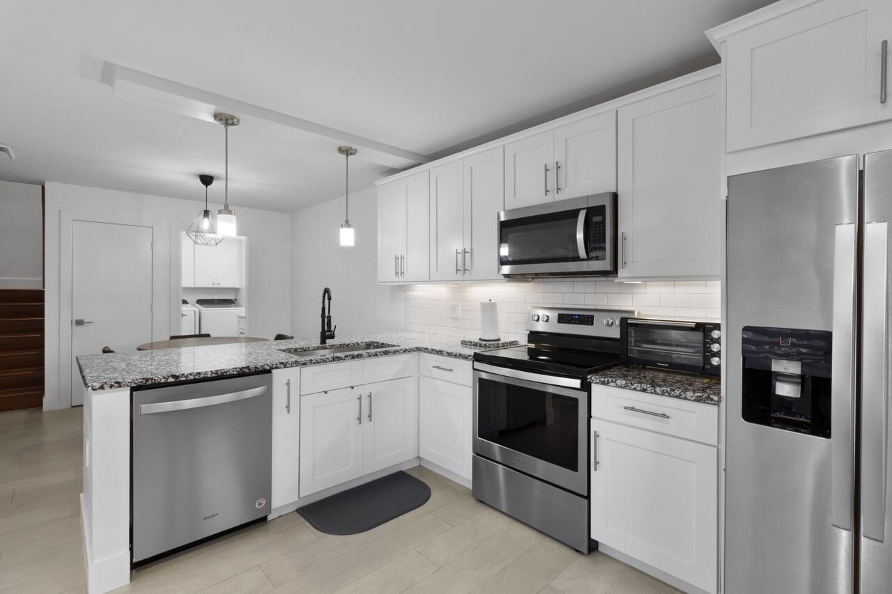 STAMFORD AT ROYAL PALM BEACH - Residential