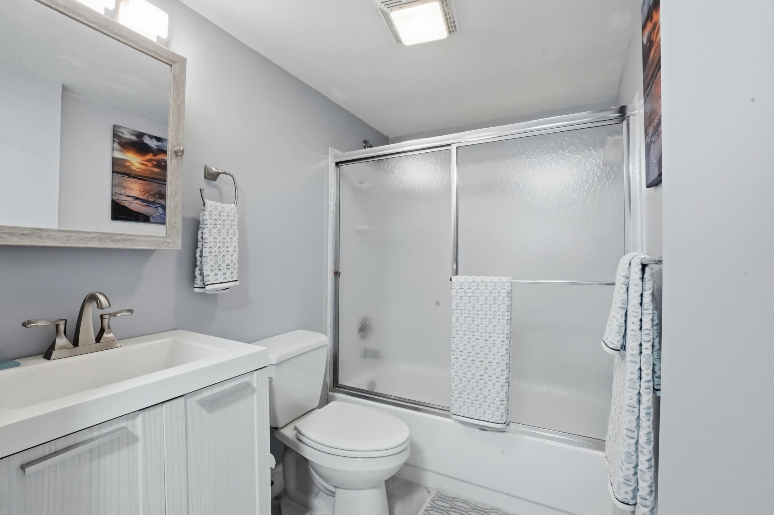 OCEAN HARBOUR SOUTH CONDOMINIUM - Residential