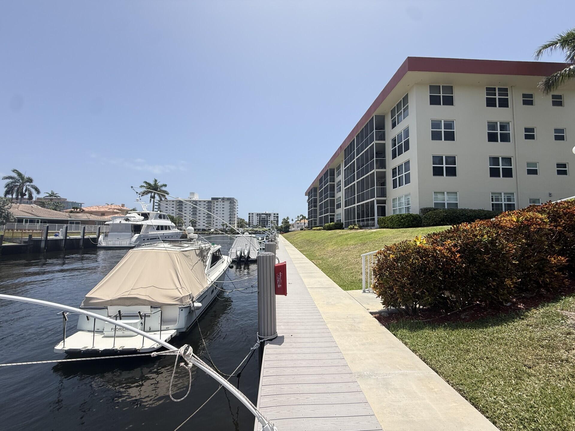 NO 4 PALM-AIRE AT CORAL KEY - Residential