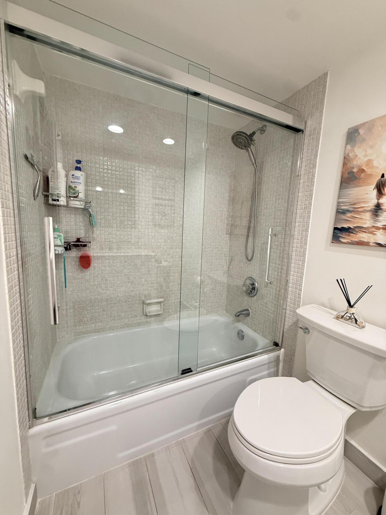 NO 4 PALM-AIRE AT CORAL KEY - Residential