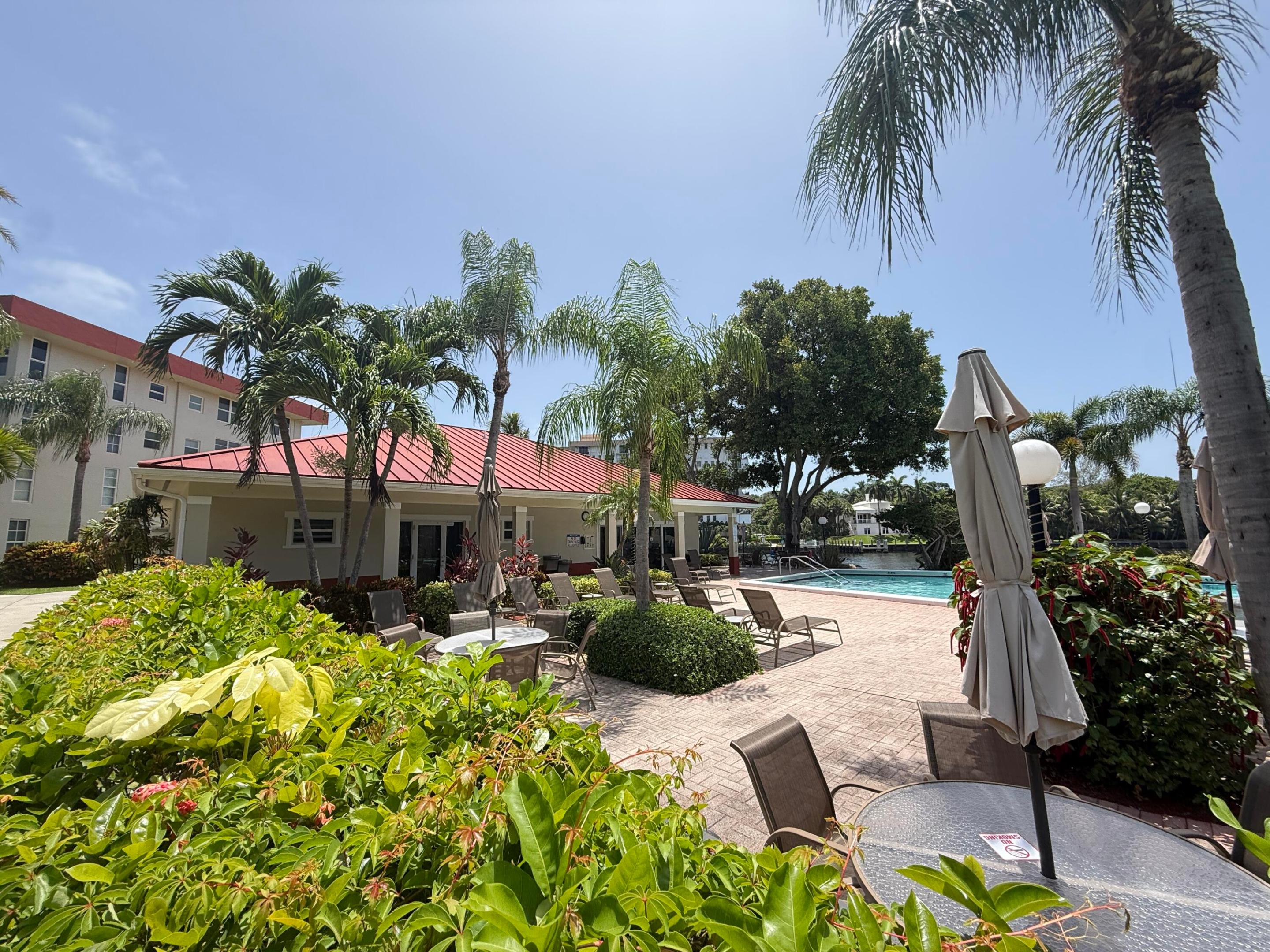 NO 4 PALM-AIRE AT CORAL KEY - Residential