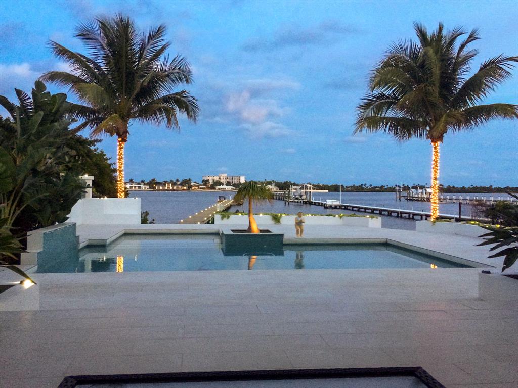 NORTH LAKE WORTH - Residential