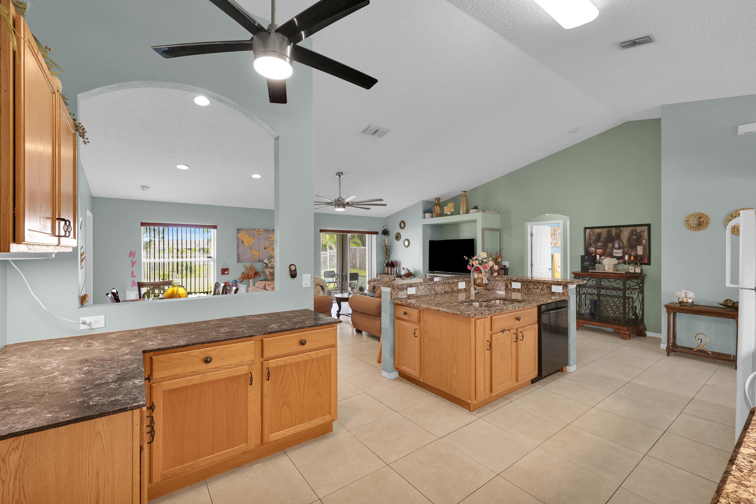 PORT ST LUCIE SECTION 25 - Residential