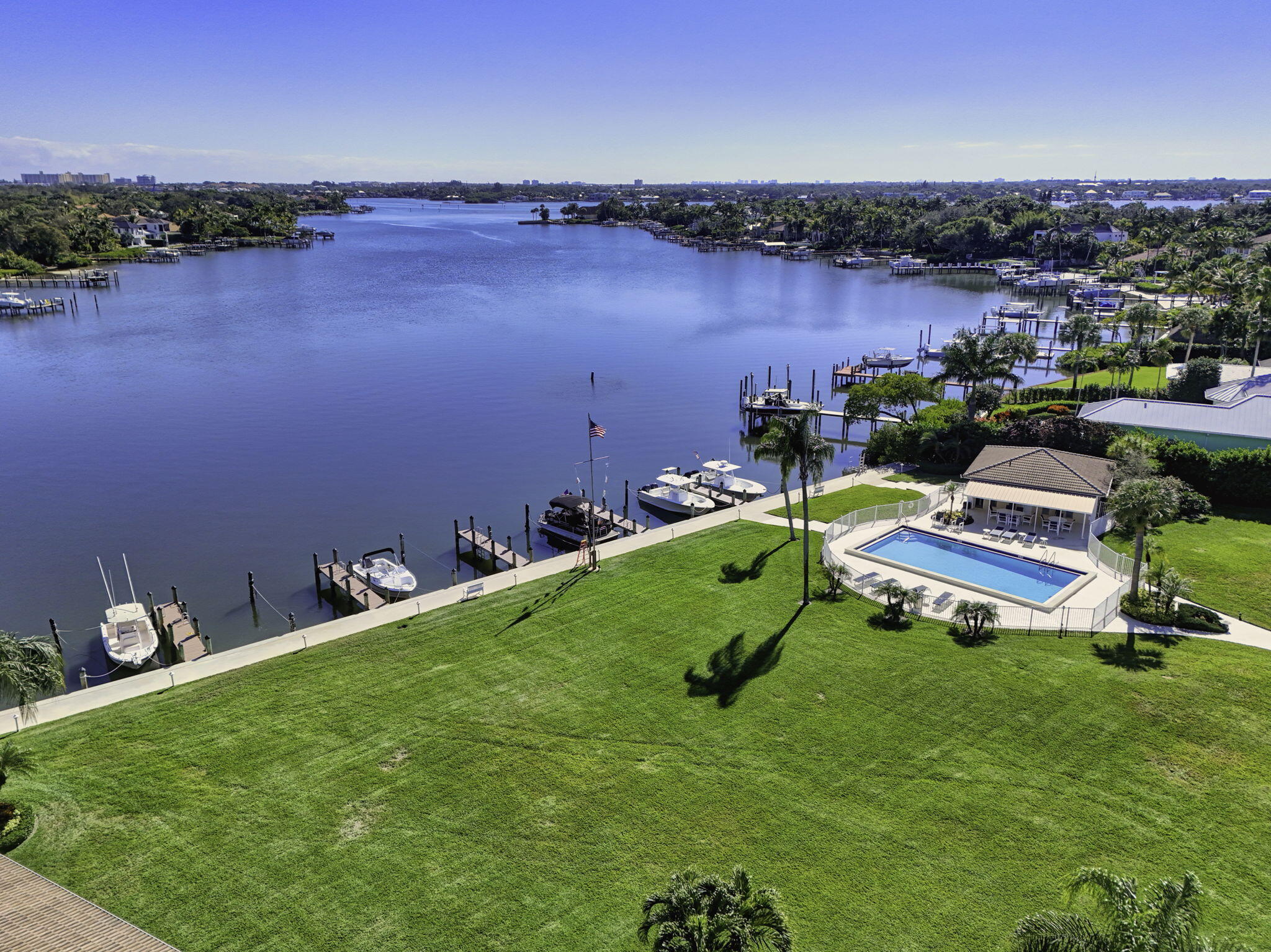 WHITEHALL CONDO - Residential