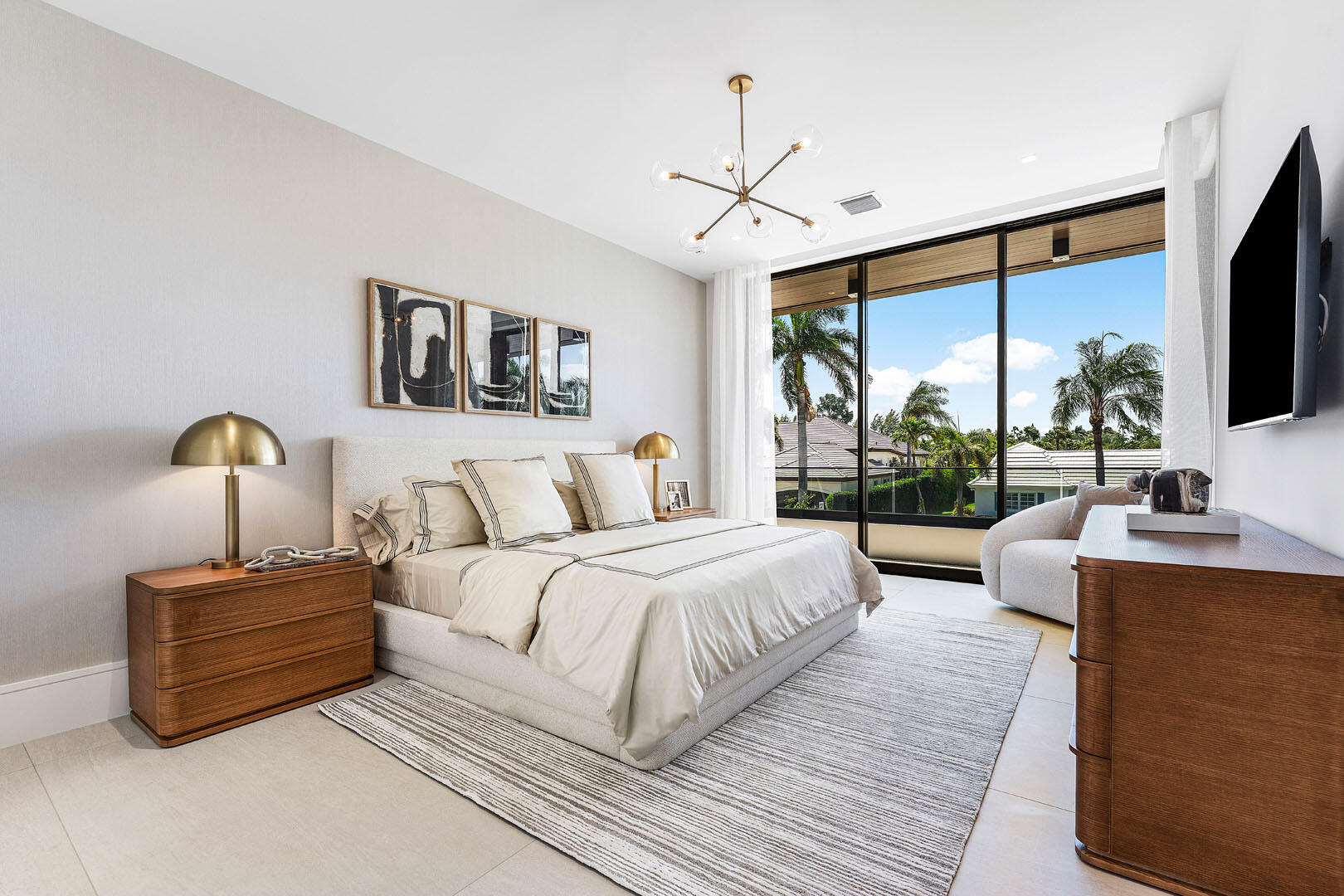 ROYAL PALM YACHT & COUNTRY CLUB - Residential