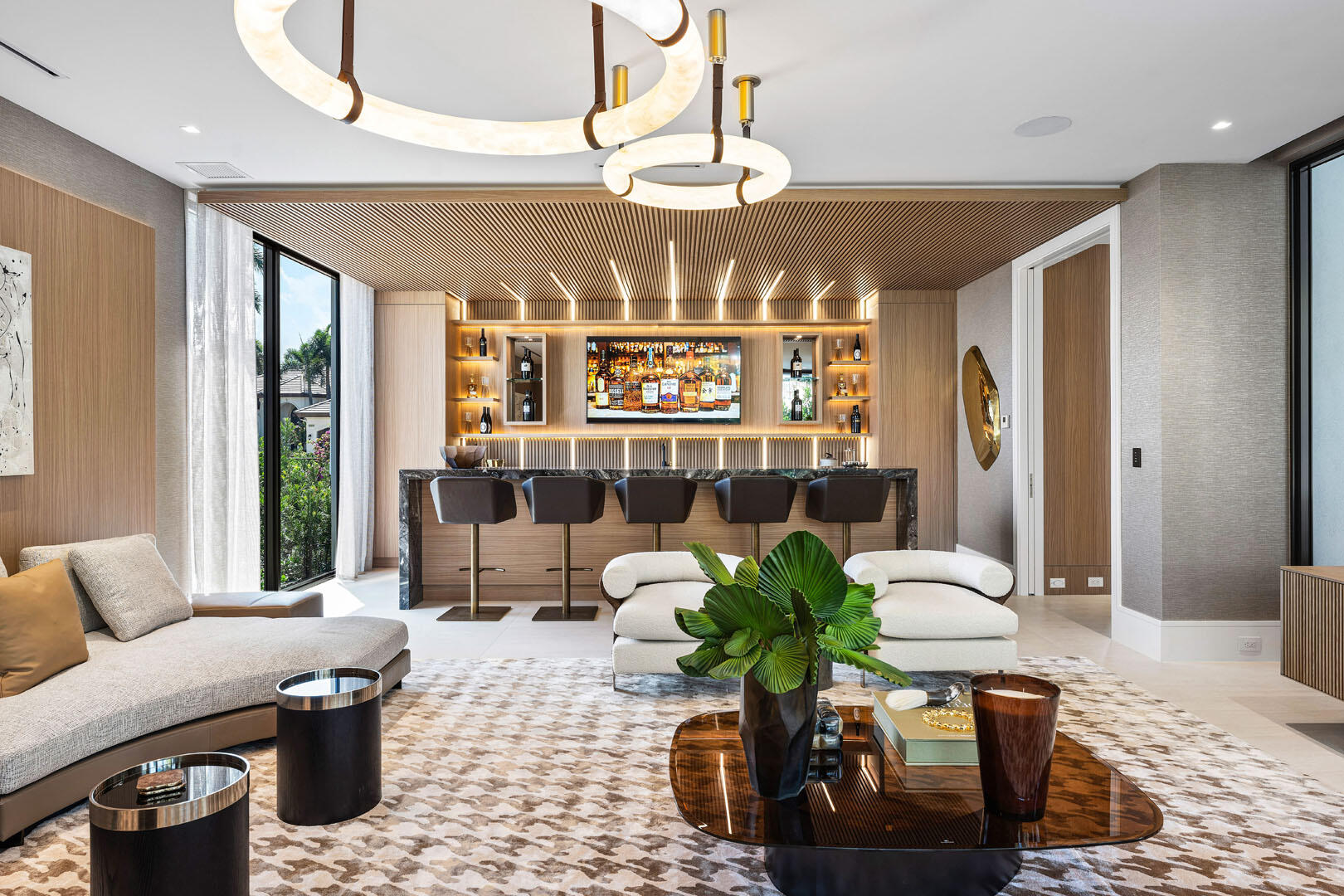 ROYAL PALM YACHT & COUNTRY CLUB - Residential