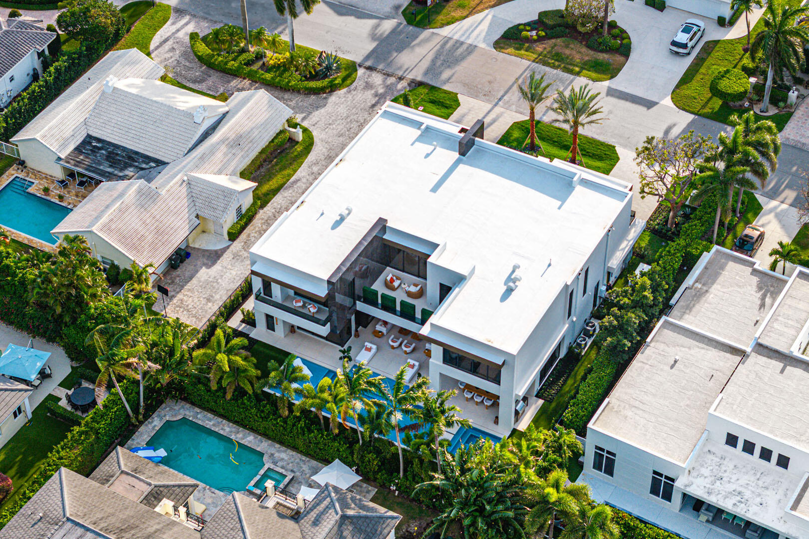 ROYAL PALM YACHT & COUNTRY CLUB - Residential