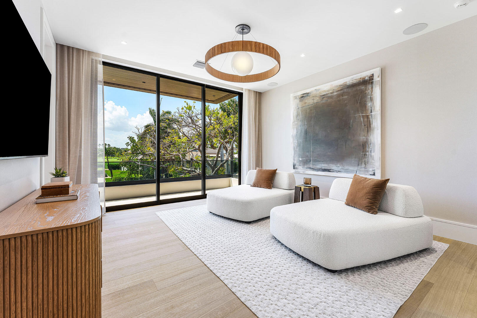 ROYAL PALM YACHT & COUNTRY CLUB - Residential