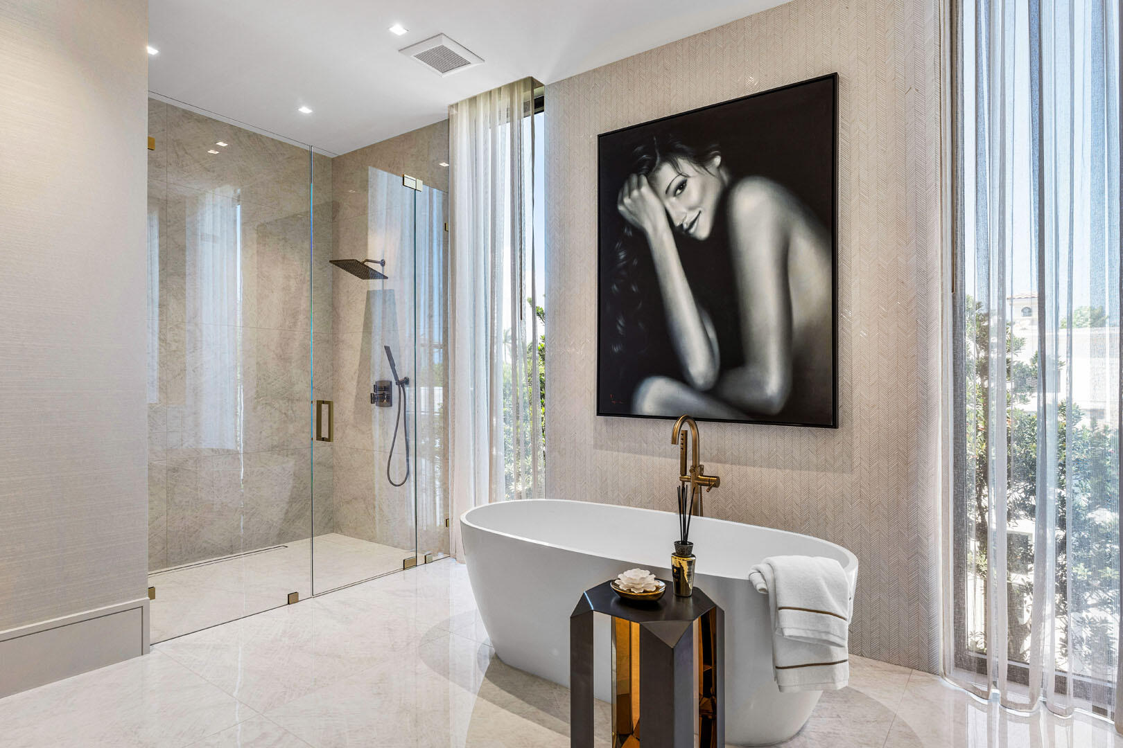 ROYAL PALM YACHT & COUNTRY CLUB - Residential
