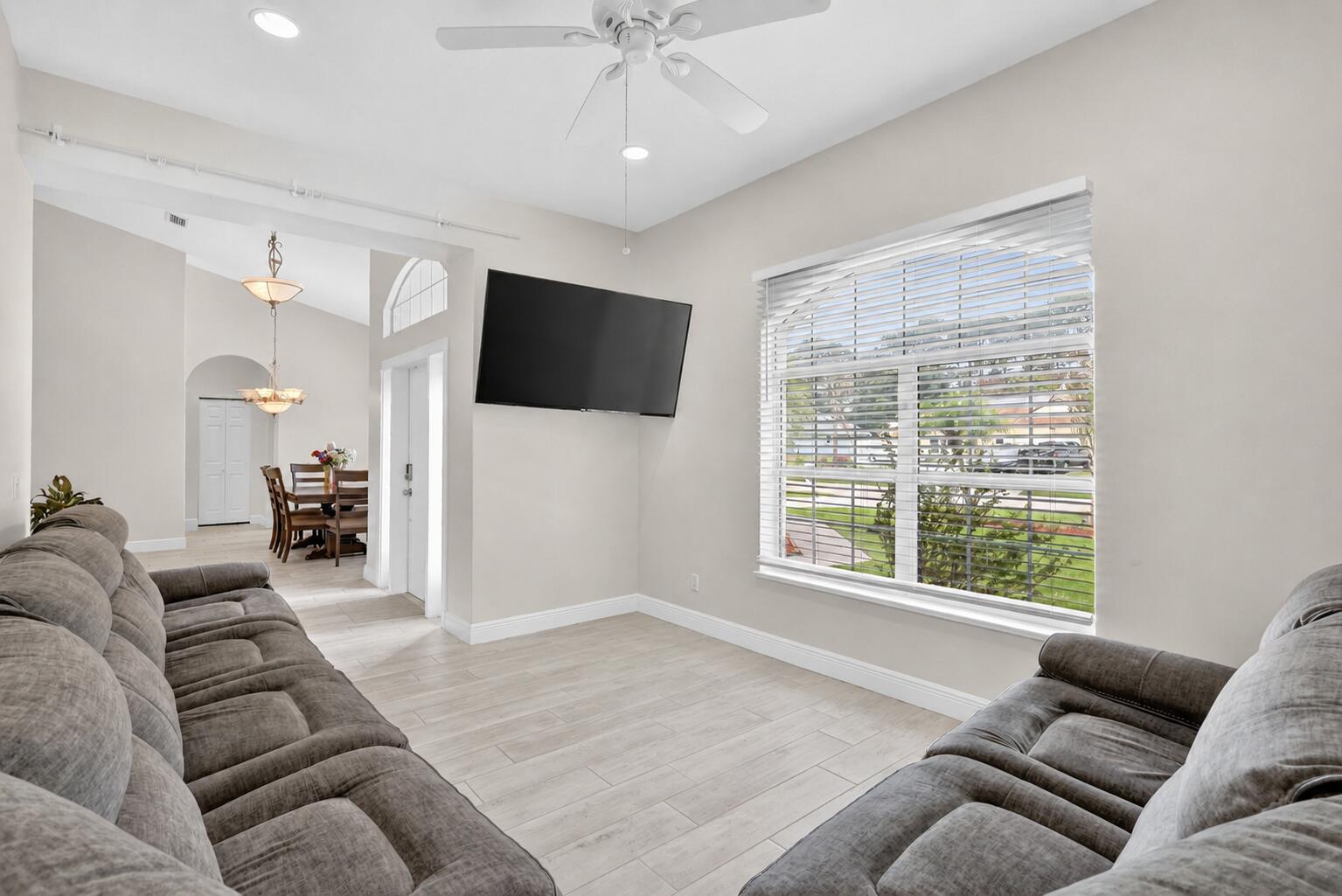 PORT ST LUCIE SECTION 19 - Residential