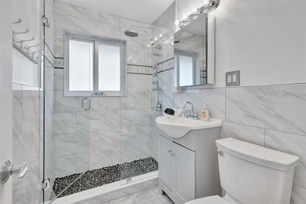 BEACHWAY ESTATES - Residential