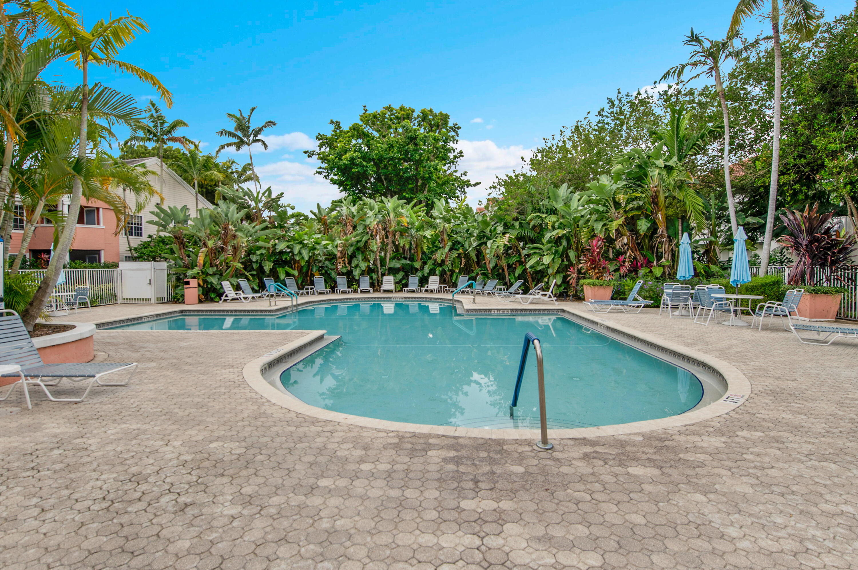 BAHIA AT DELRAY CONDO - Residential Lease