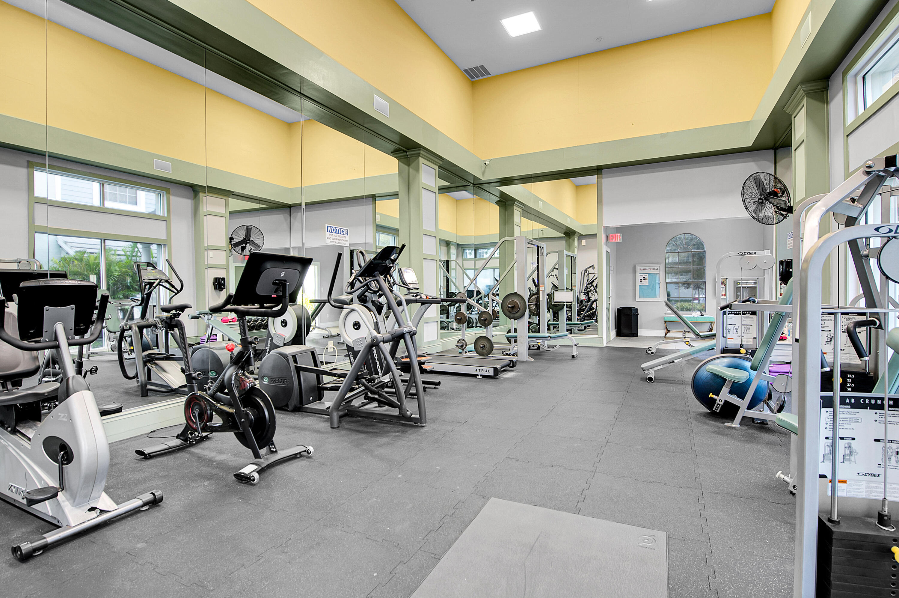 BAHIA AT DELRAY CONDO - Residential Lease