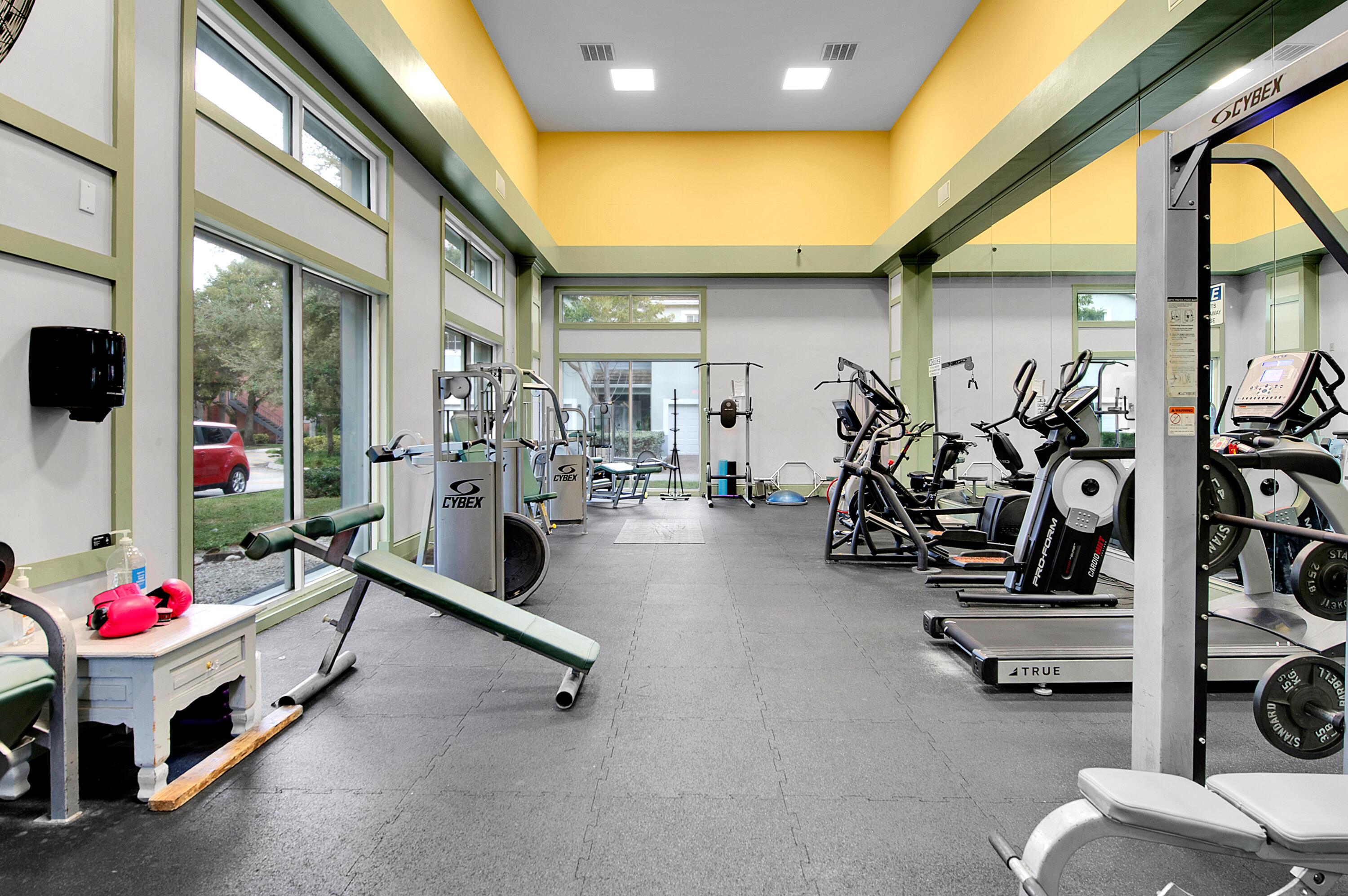 BAHIA AT DELRAY CONDO - Residential Lease