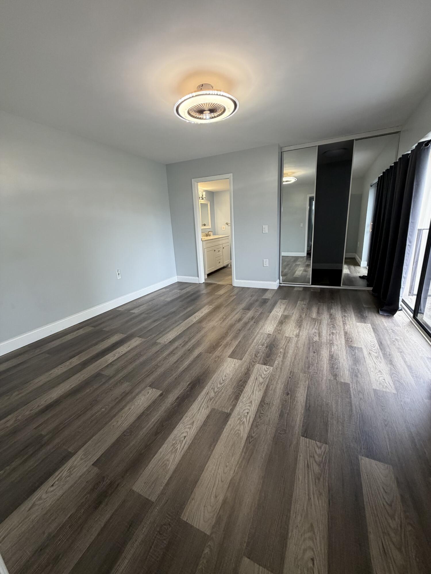 VILLAGE OF SANDALWOOD LAKES 1 - Residential