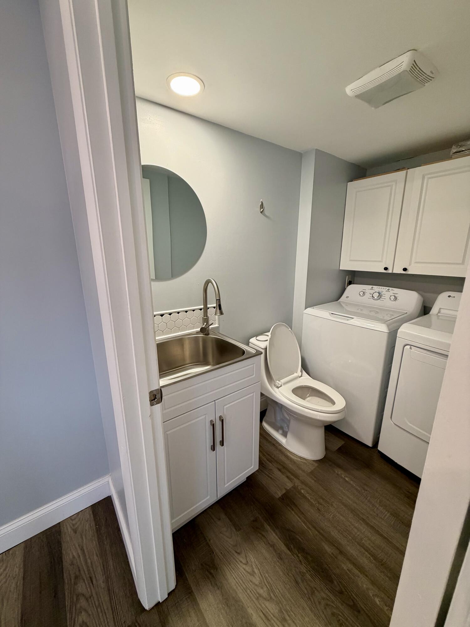 VILLAGE OF SANDALWOOD LAKES 1 - Residential
