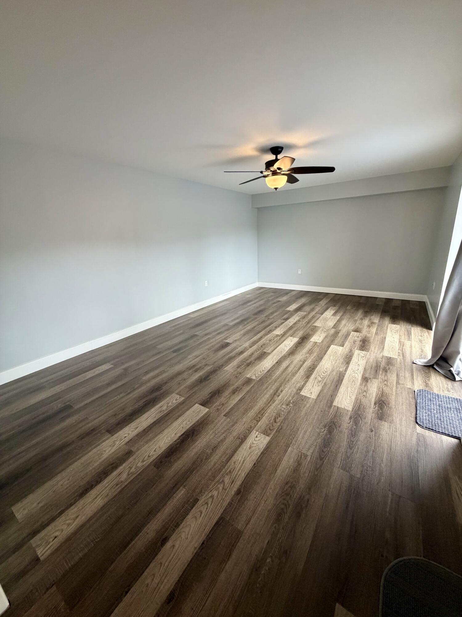 VILLAGE OF SANDALWOOD LAKES 1 - Residential