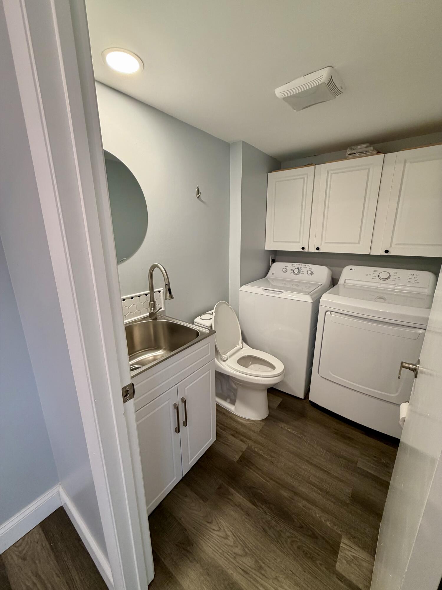 VILLAGE OF SANDALWOOD LAKES 1 - Residential