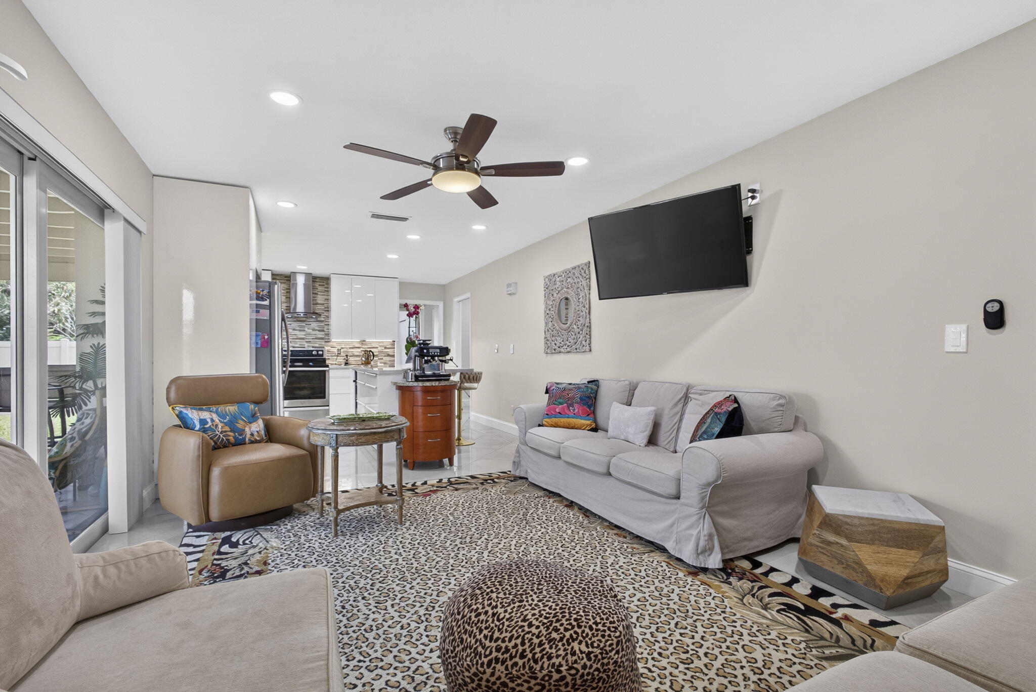 PALM BEACH GARDENS 6 - Residential