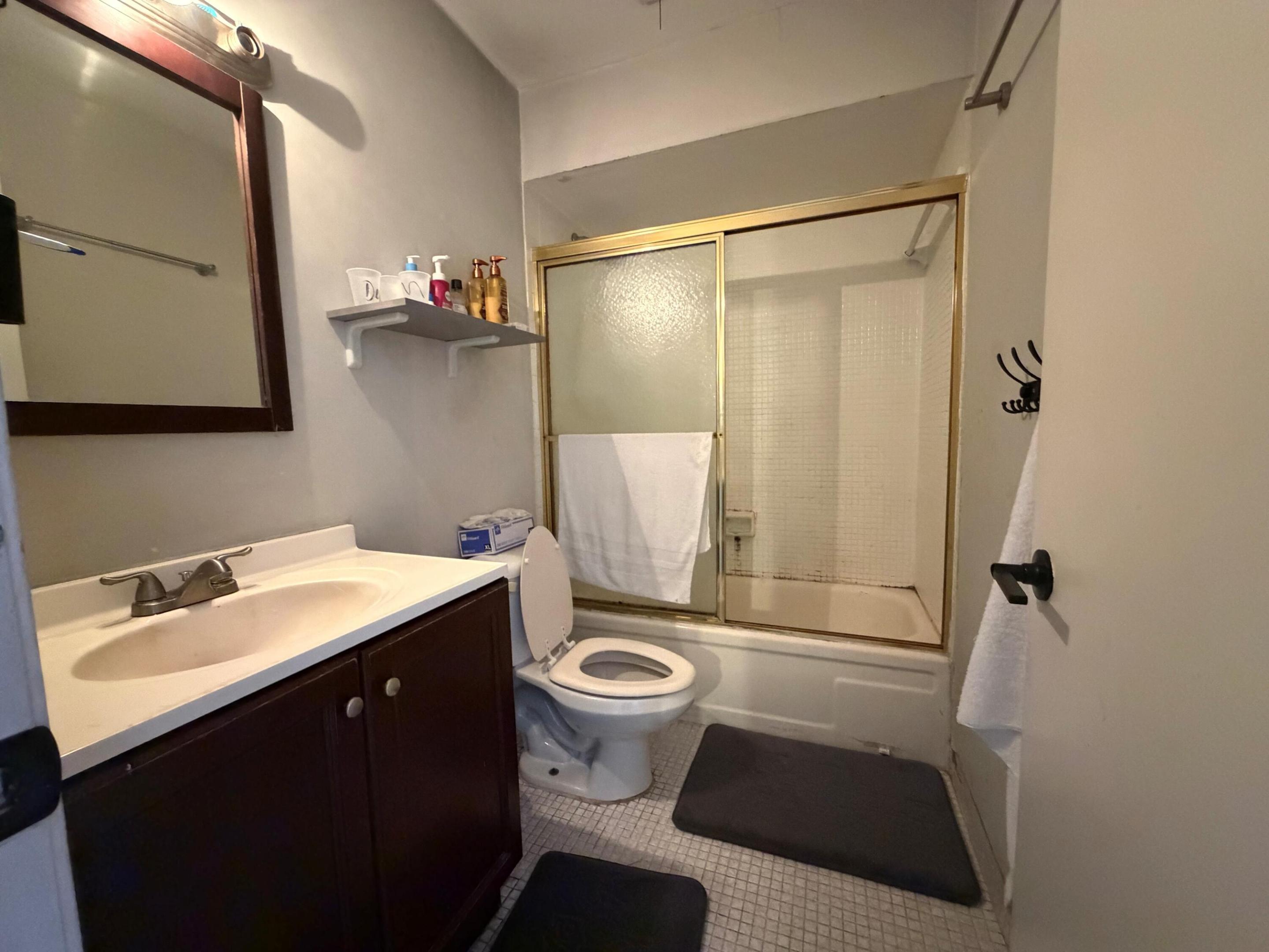 FOREST HILL GARDENS CONDO - Residential