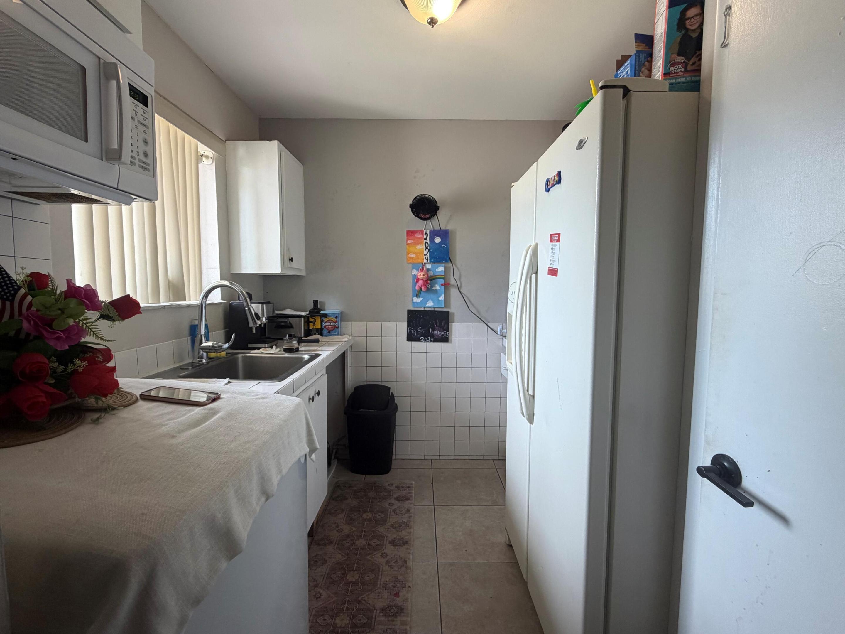 FOREST HILL GARDENS CONDO - Residential