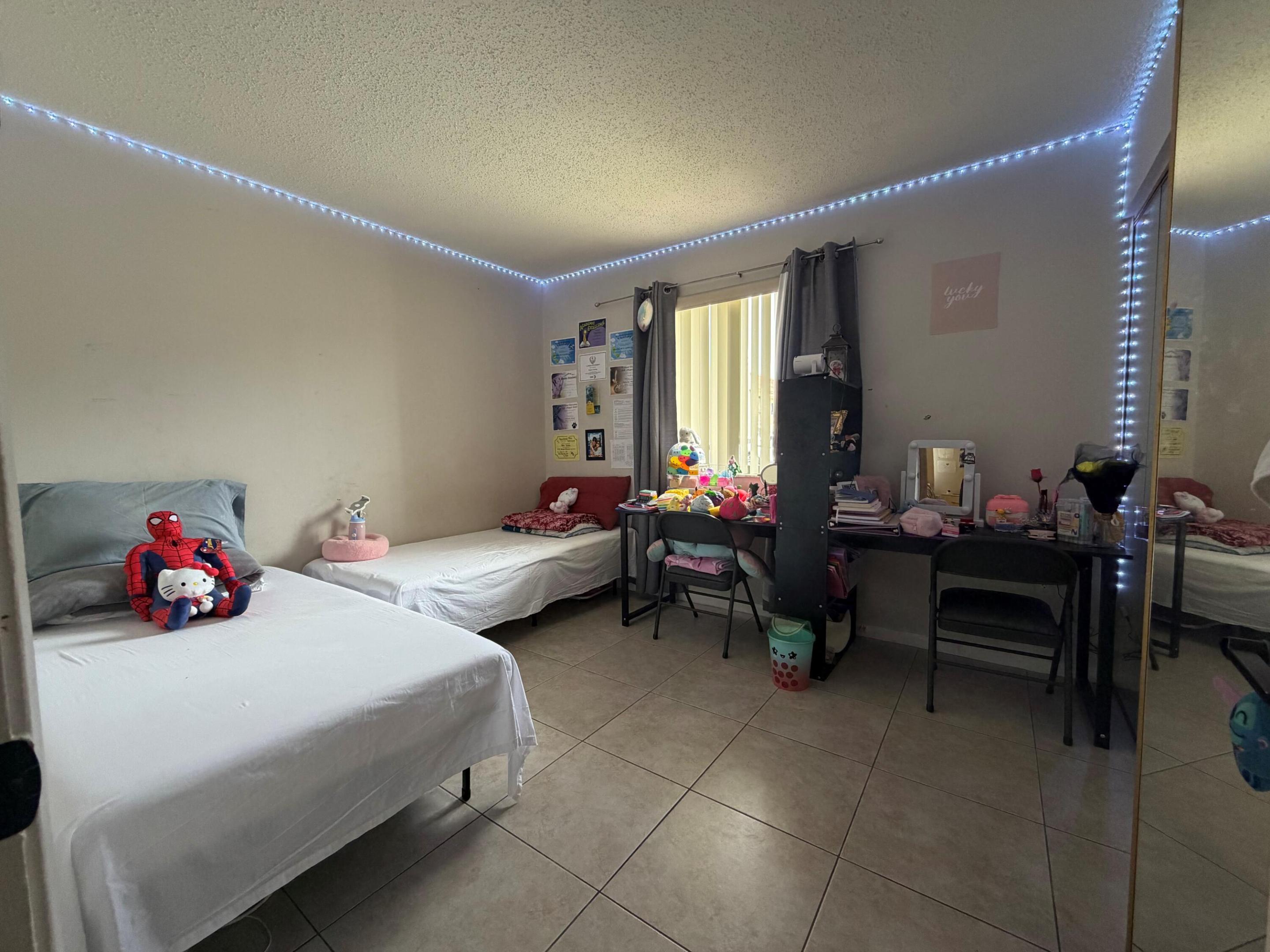 FOREST HILL GARDENS CONDO - Residential