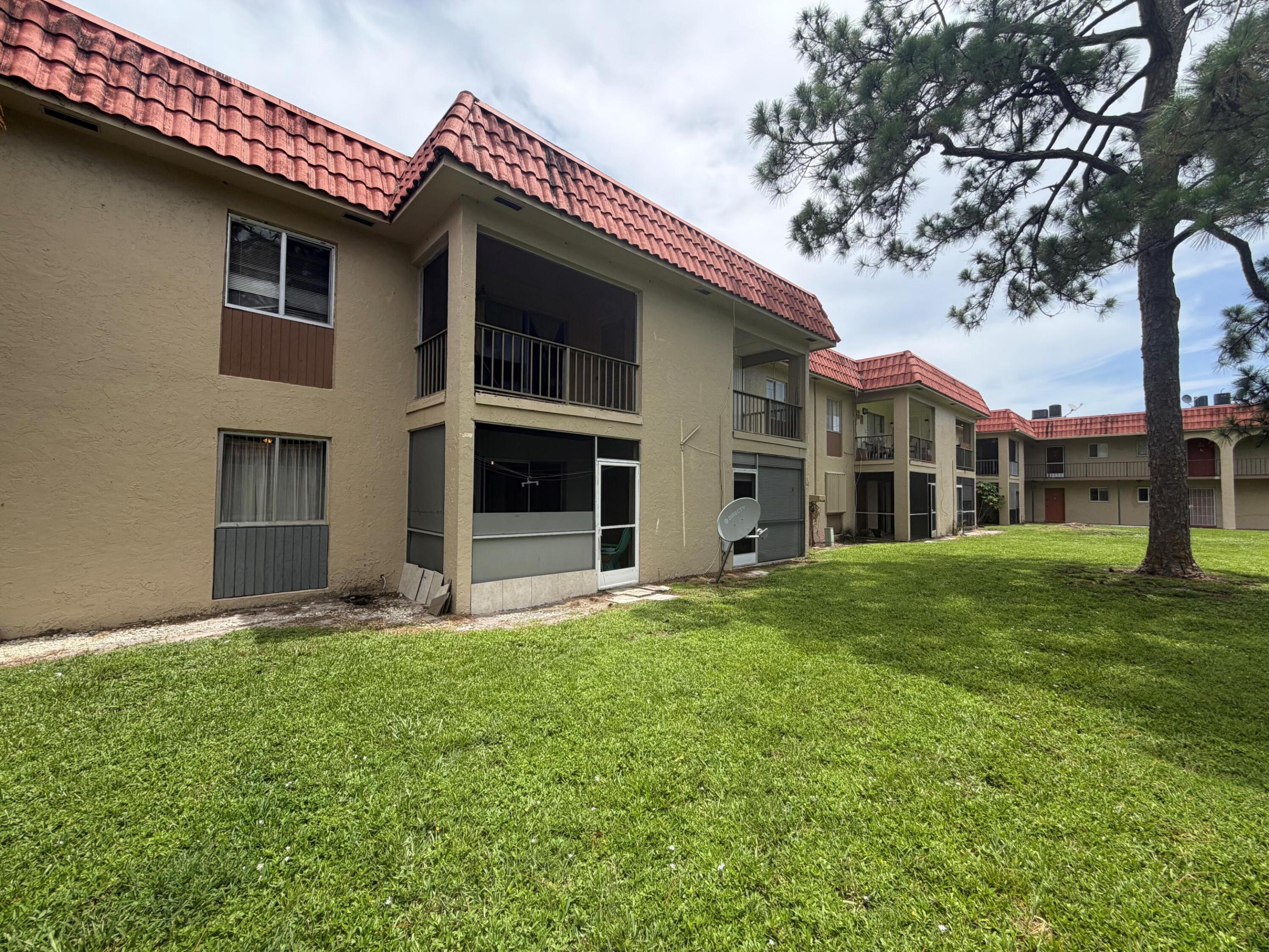 FOREST HILL GARDENS CONDO - Residential
