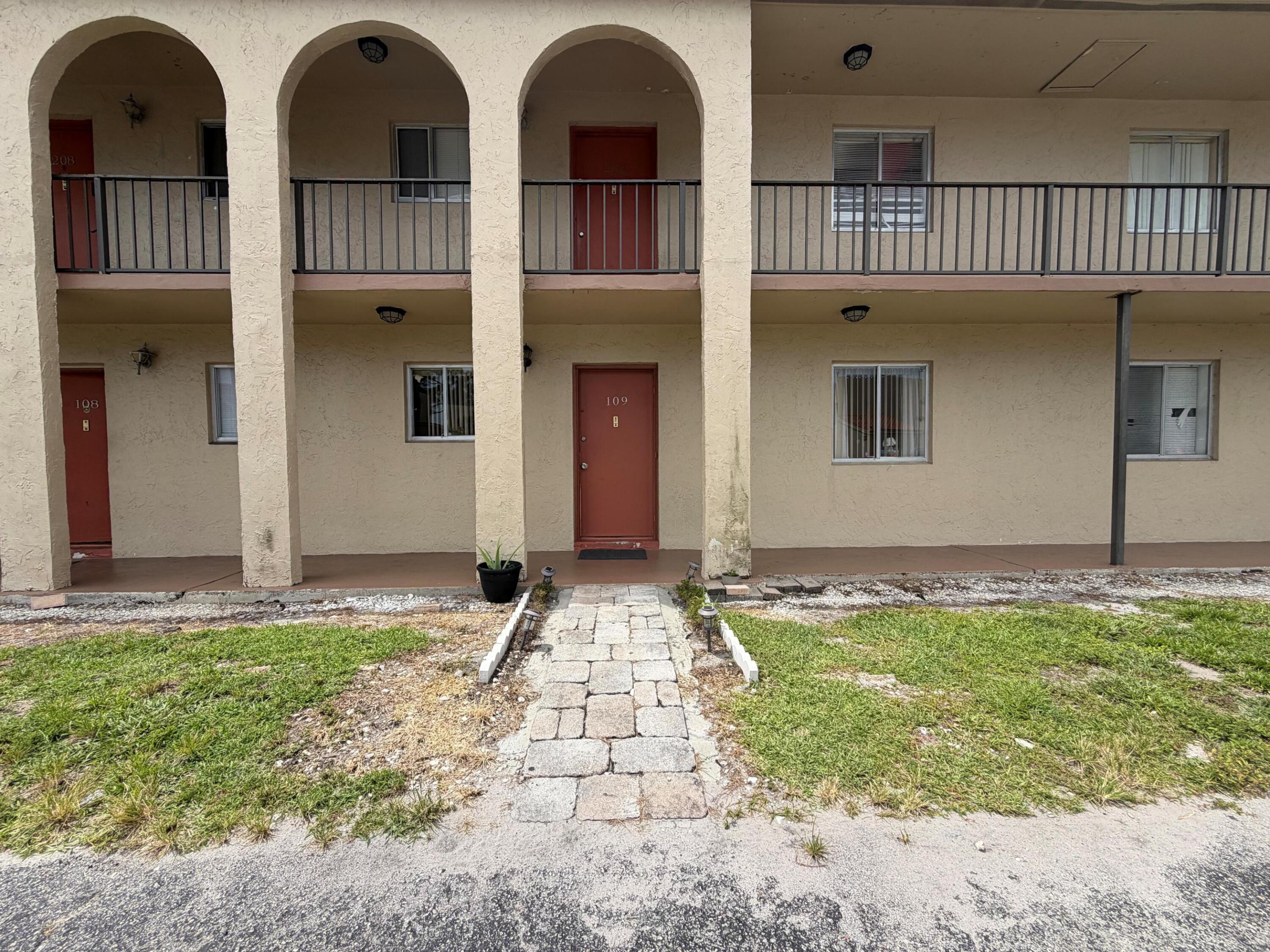 FOREST HILL GARDENS CONDO - Residential