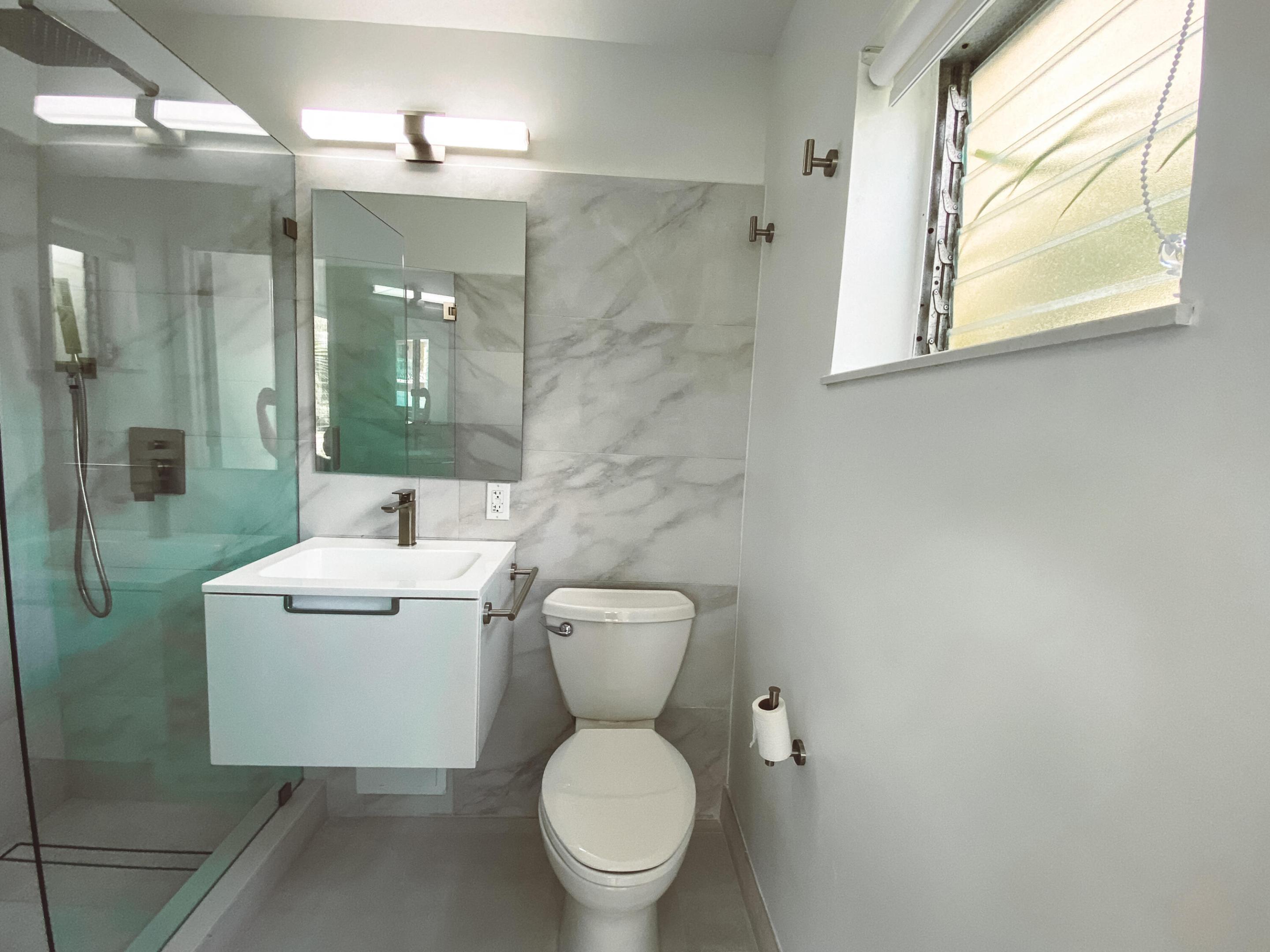 LIGHTHOUSE BAY CONDO - Residential Lease