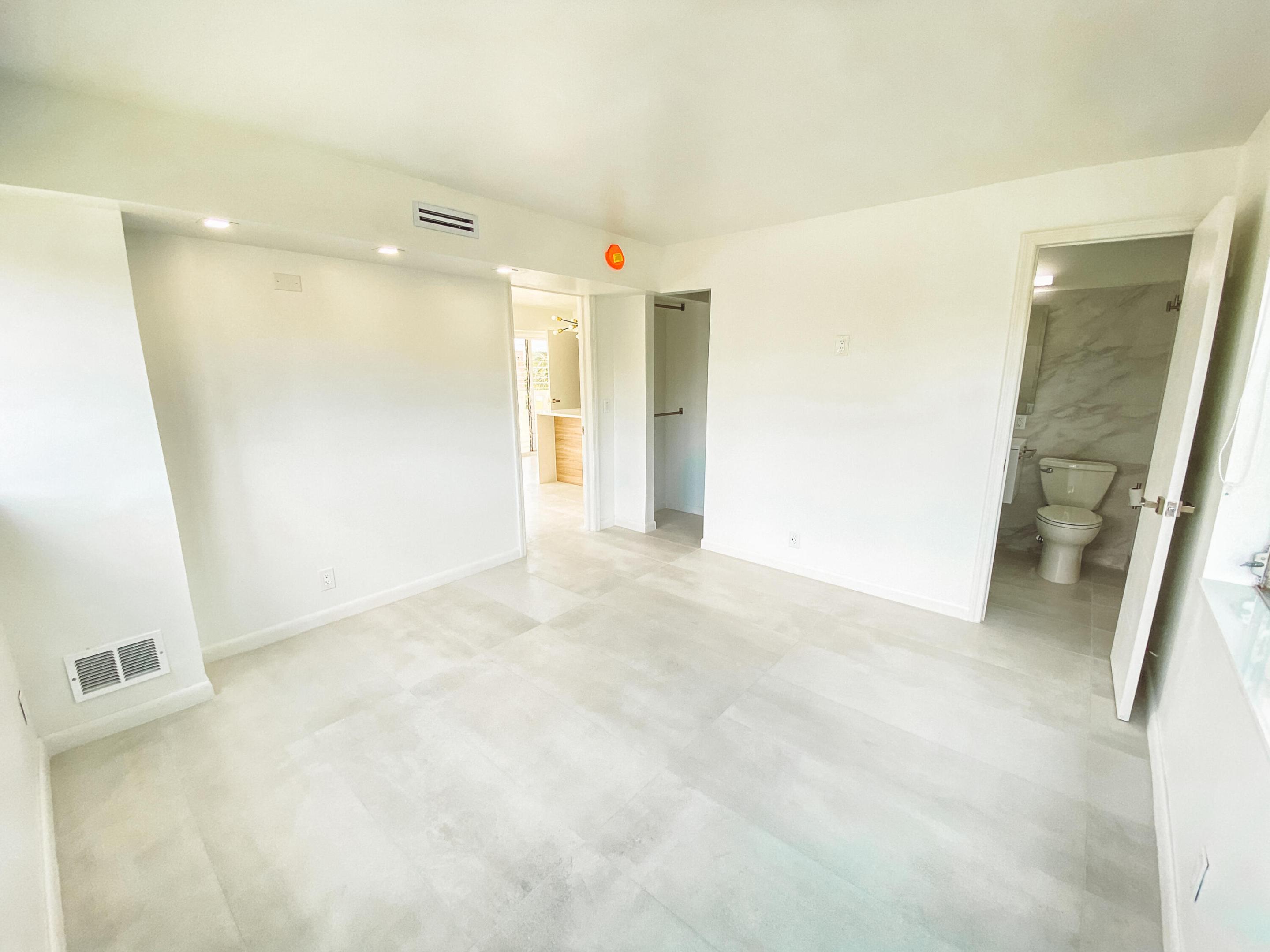 LIGHTHOUSE BAY CONDO - Residential Lease