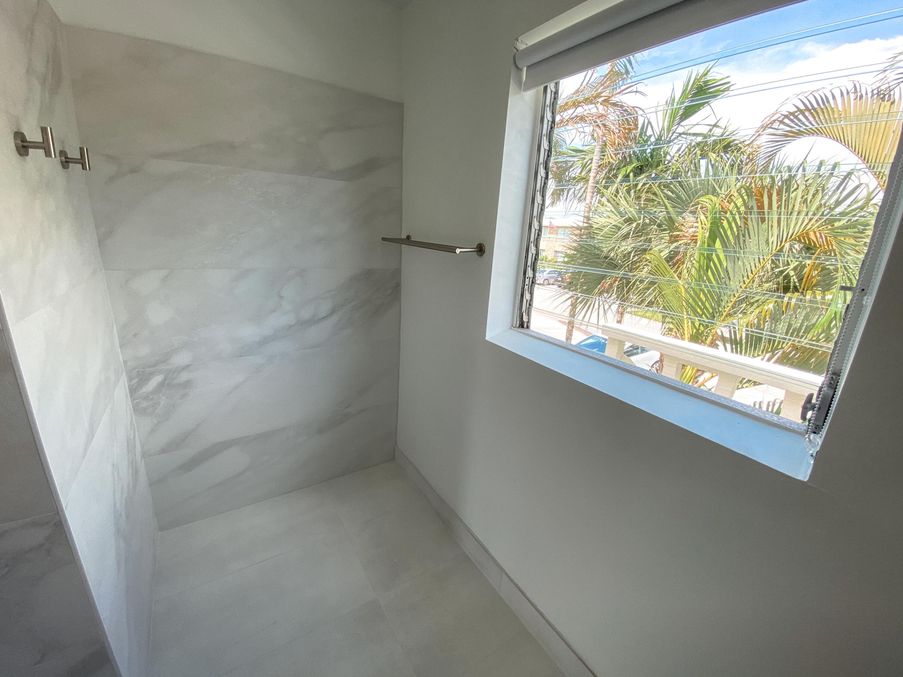 LIGHTHOUSE BAY CONDO - Residential Lease